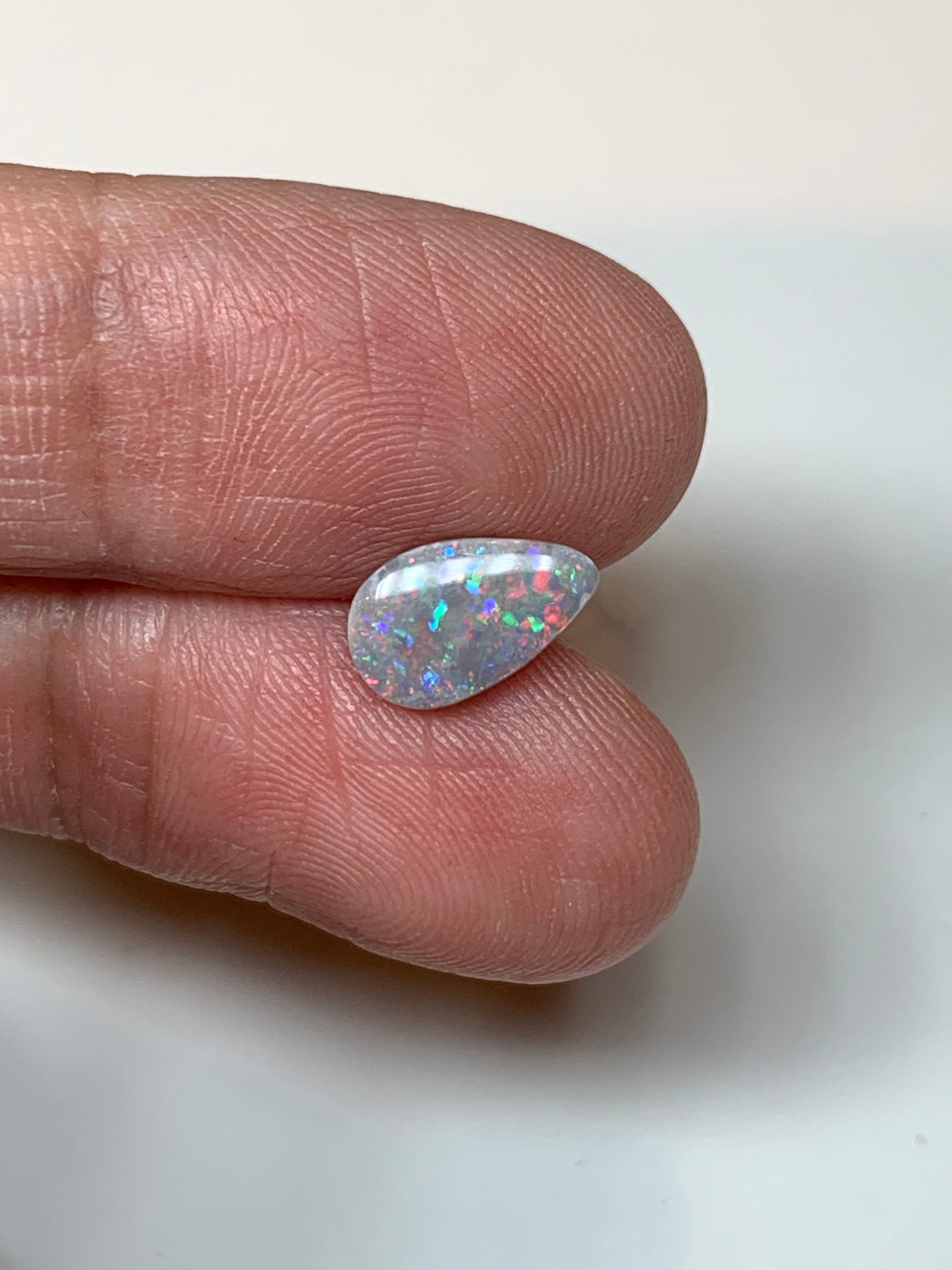 Starry Red. Lightning Ridge Opal. 0.85 Ct