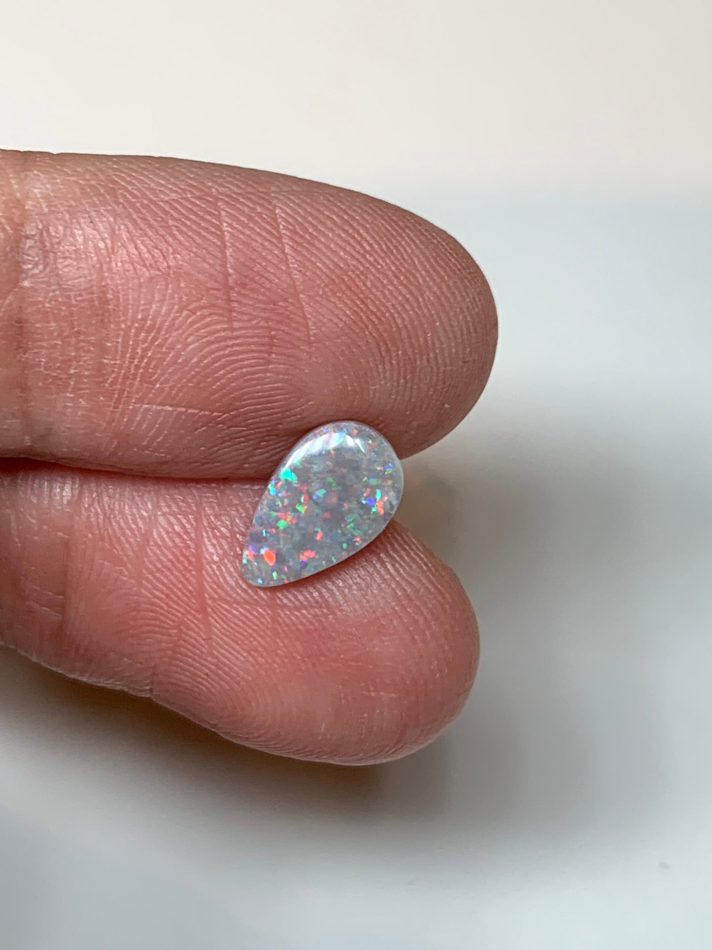 Starry Red. Lightning Ridge Opal. 0.85 Ct