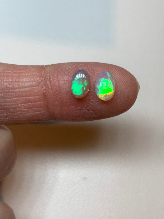 Vivid Crystal Pair. Lightning Ridge Opals. 1.20 Ct