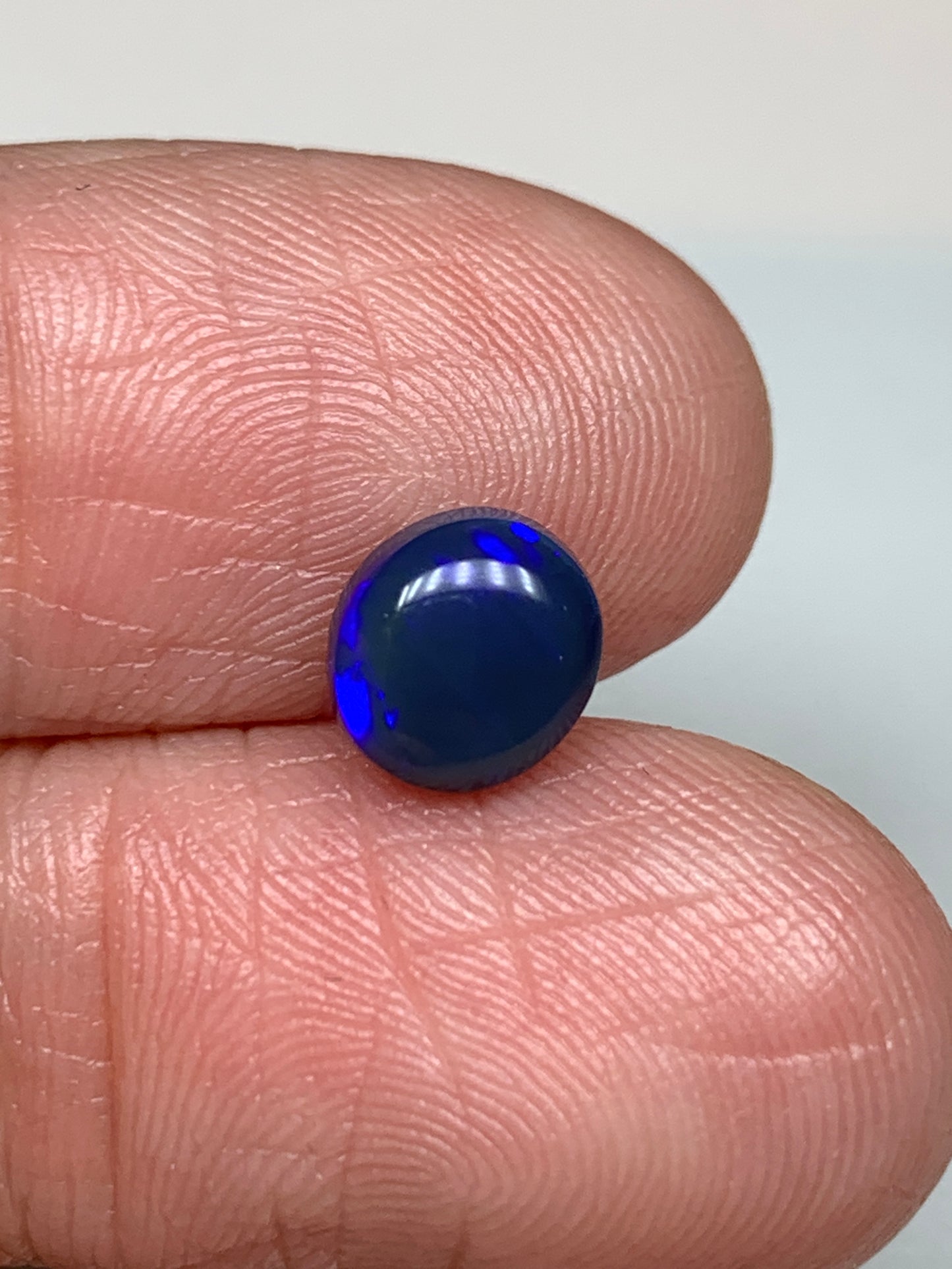 Luminous Purple. Lightning Ridge Solid Black Opal. 1.08 Ct