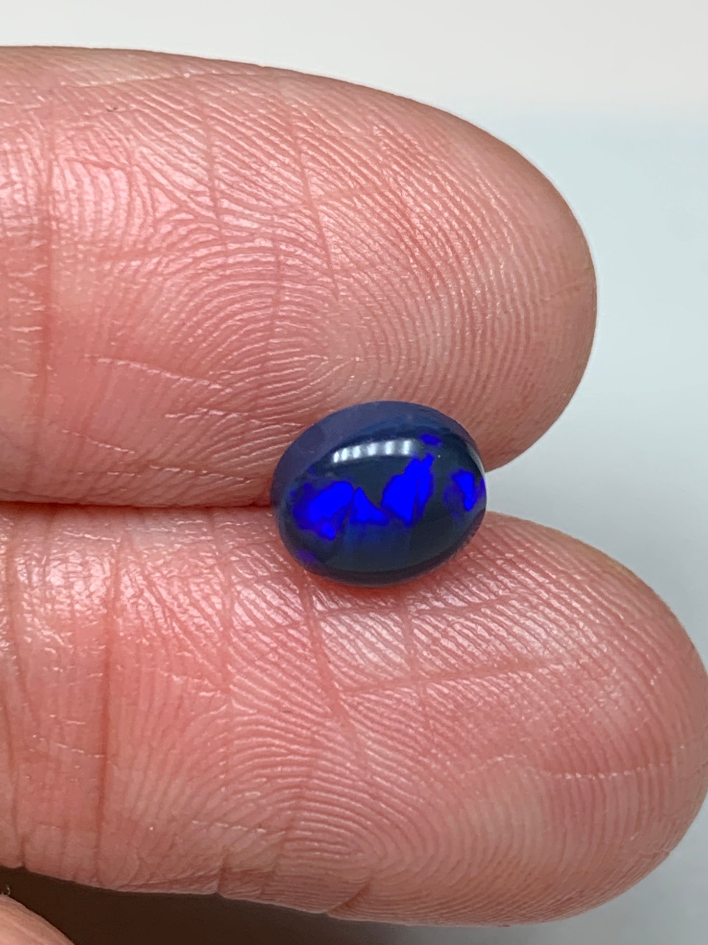 Luminous Purple. Lightning Ridge Solid Black Opal. 1.08 Ct