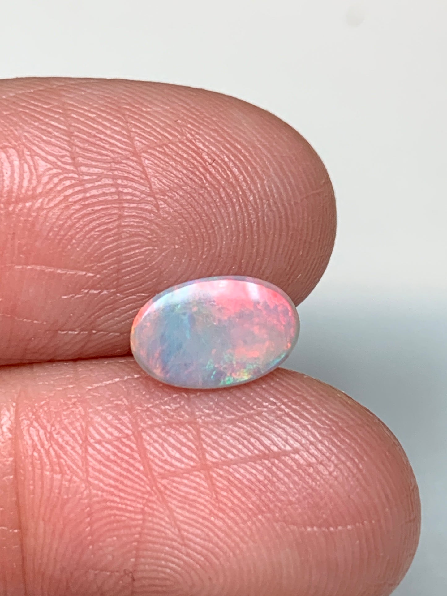 Pretty Flamingo. Lightning Ridge Solid Opal. 0.64 Ct