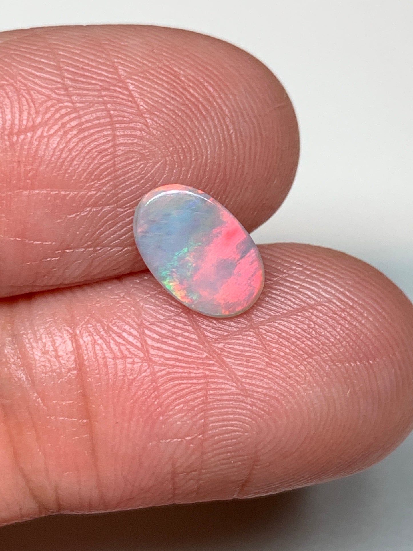 Pretty Flamingo. Lightning Ridge Solid Opal. 0.64 Ct