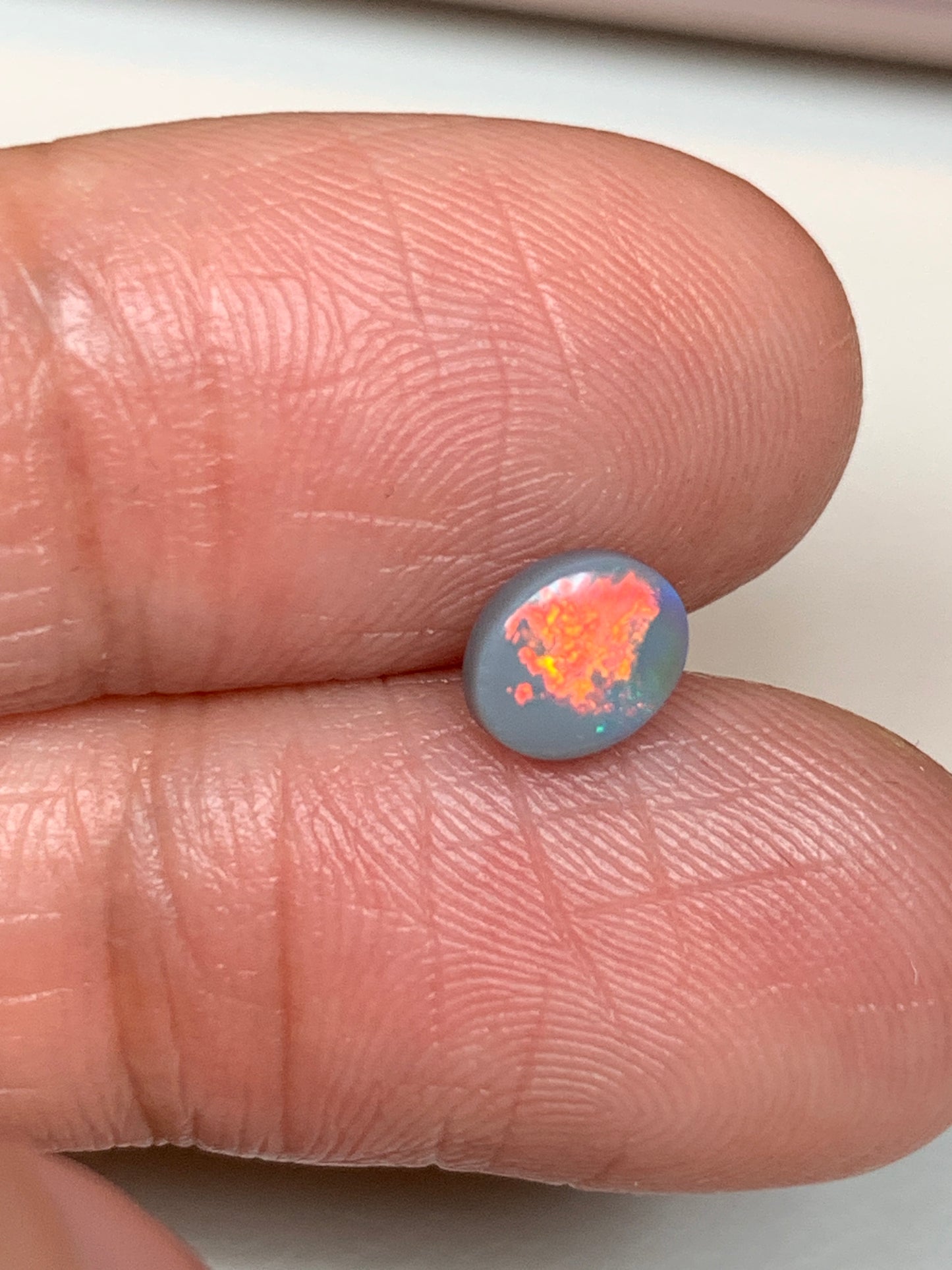 Sunrise Flashes. Lightning Ridge Solid Opal. 0.6 Ct