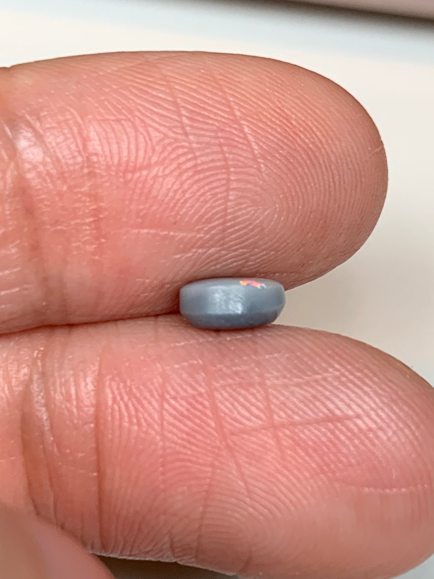 Sunrise Flashes. Lightning Ridge Solid Opal. 0.6 Ct