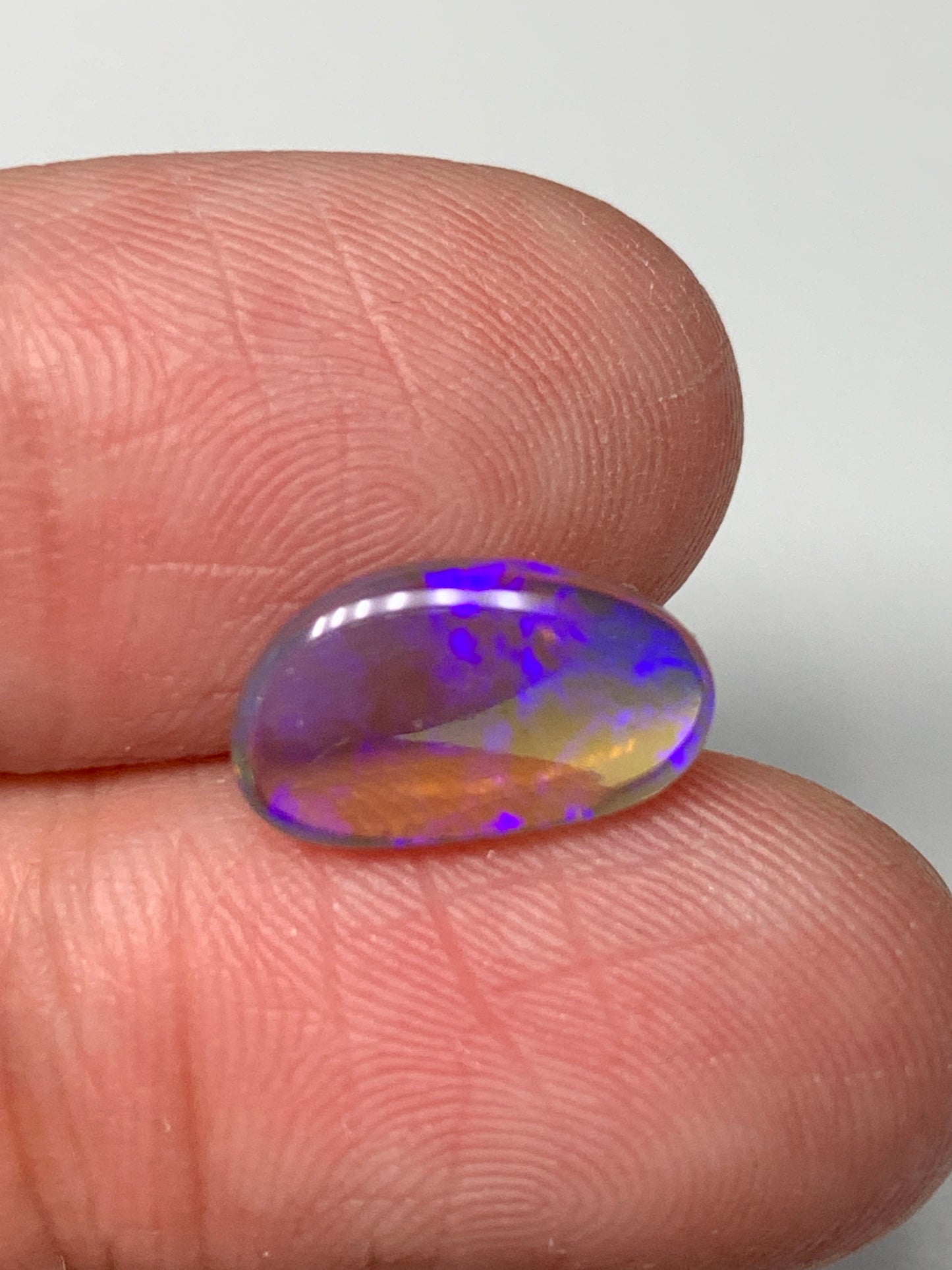 Crystal Splash. Lightning Ridge Solid Opal. 1.85 Ct