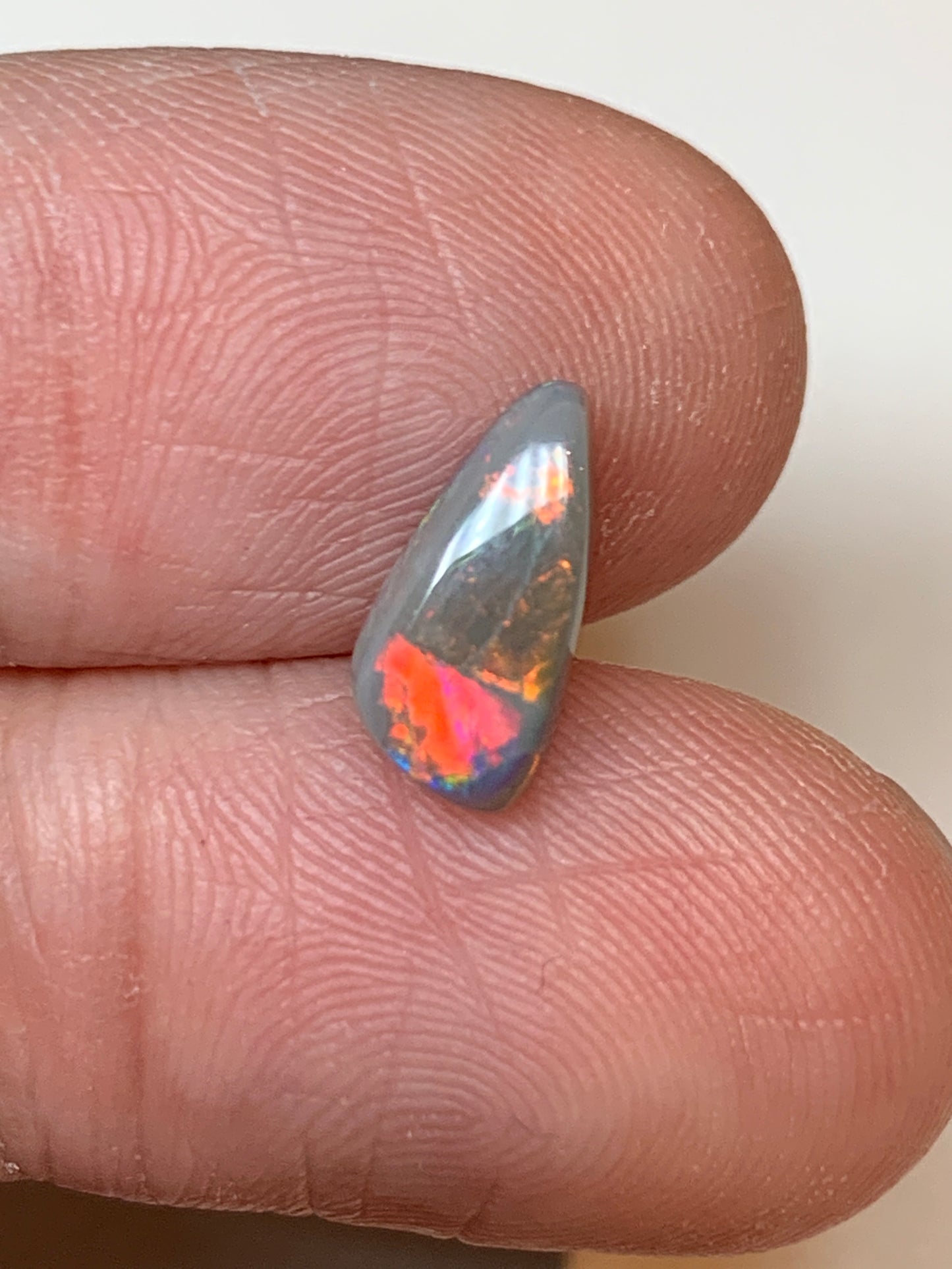 Ready Steady. Lightning Ridge Solid Opal. 1.04 Ct