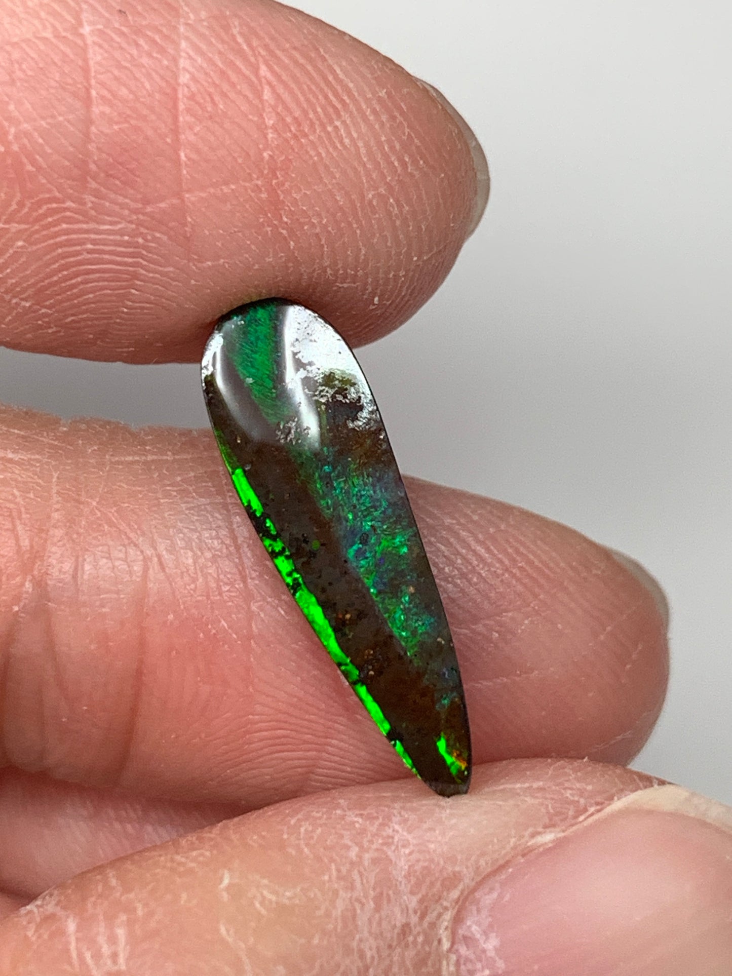 Pointed Shards. Solid Boulder Opal. 2.67 Ct