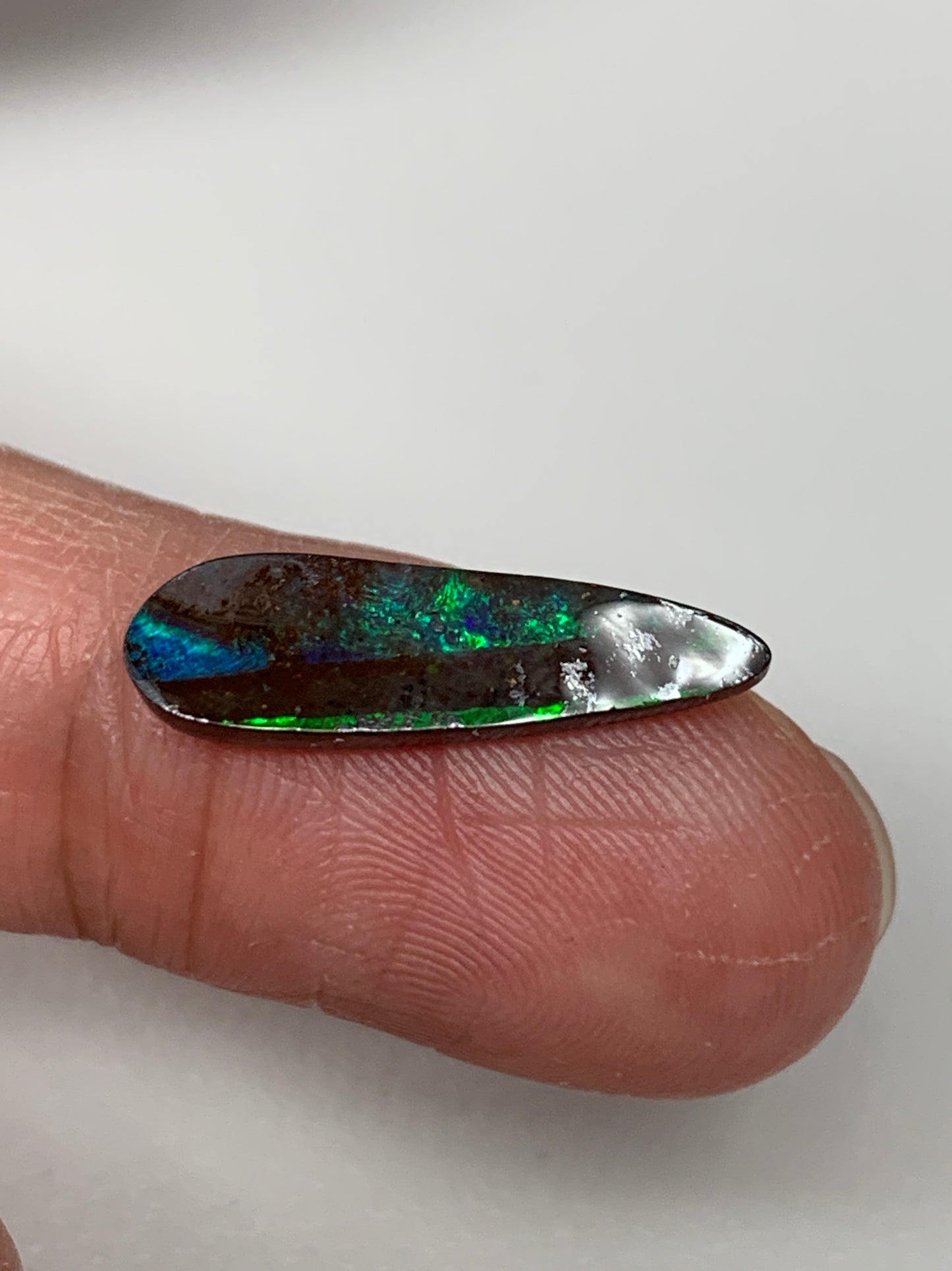 Pointed Shards. Solid Boulder Opal. 2.67 Ct