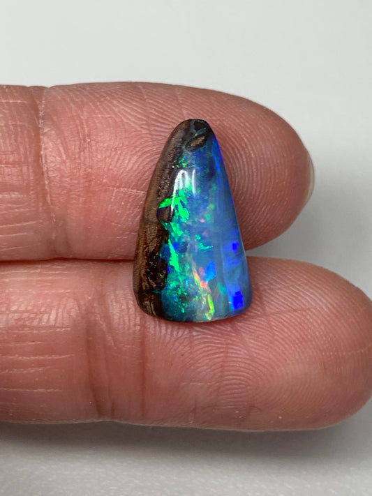 Shark Fin. Solid Boulder Opal. 4.26 Ct