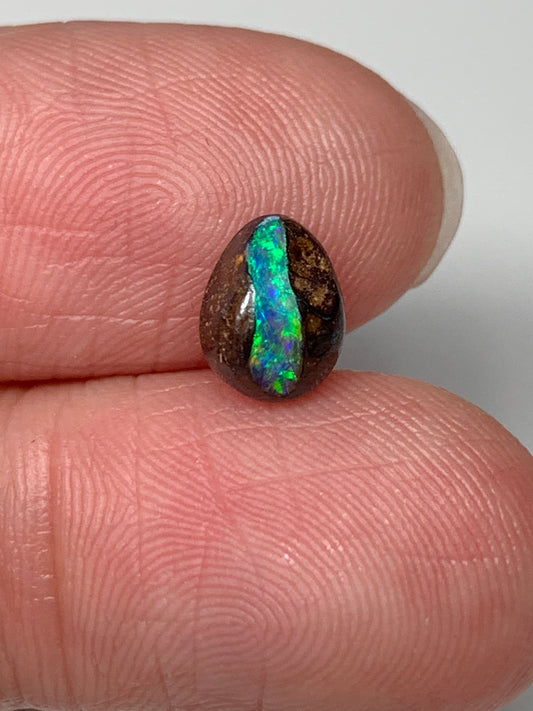 Super Streak. Solid Boulder Opal. 1.20 Ct