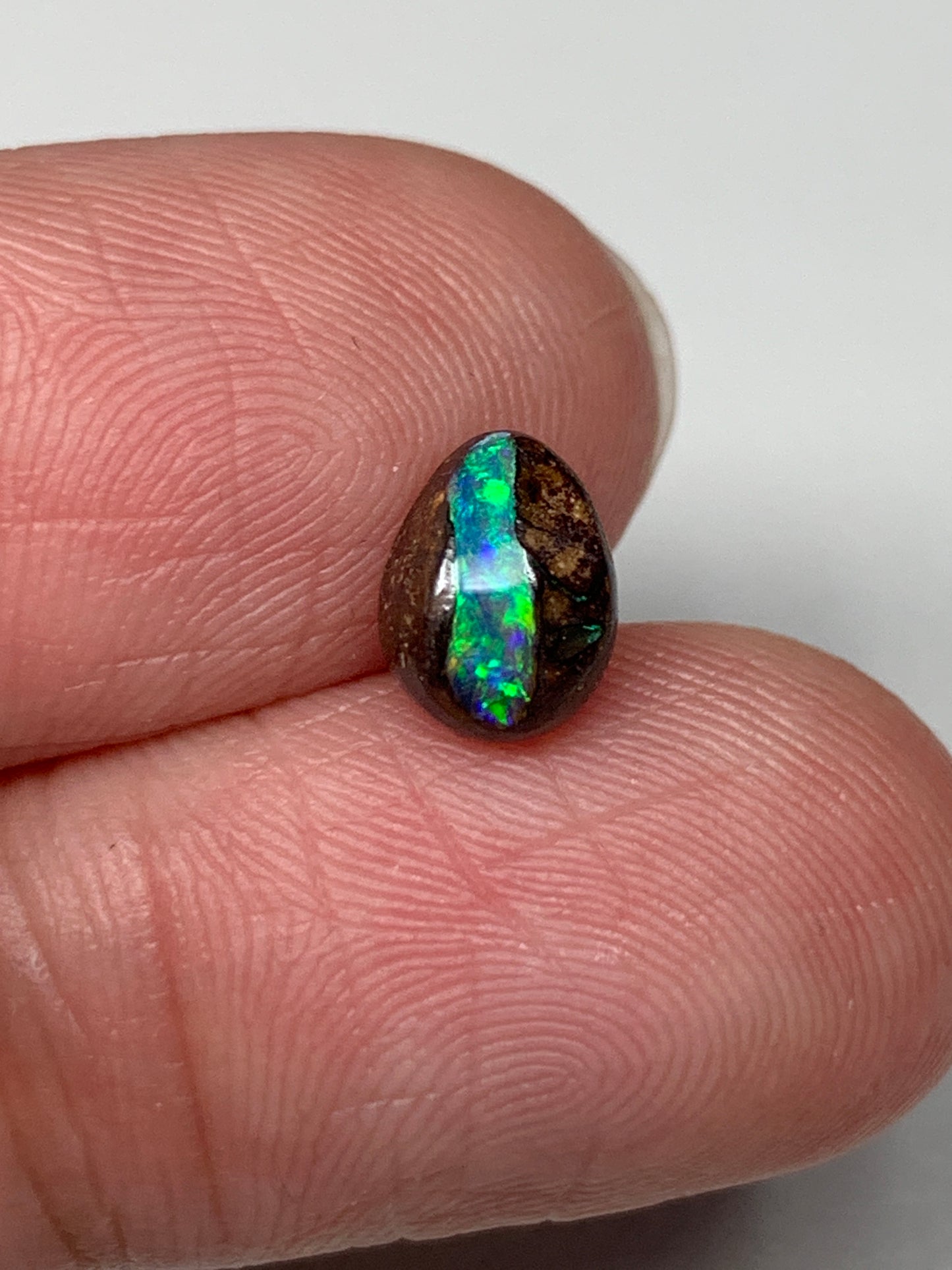 Super Streak. Solid Boulder Opal. 1.20 Ct