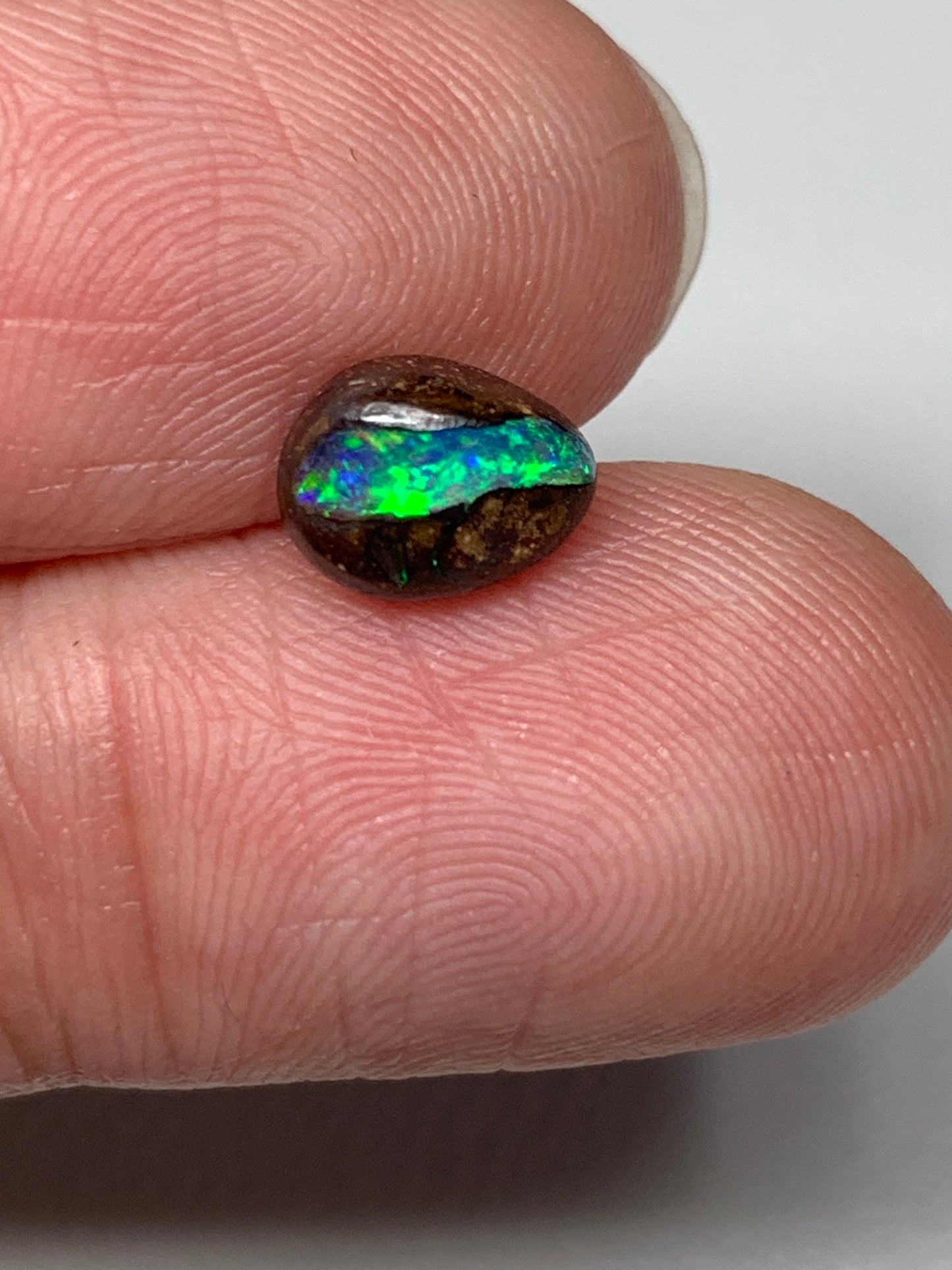 Super Streak. Solid Boulder Opal. 1.20 Ct