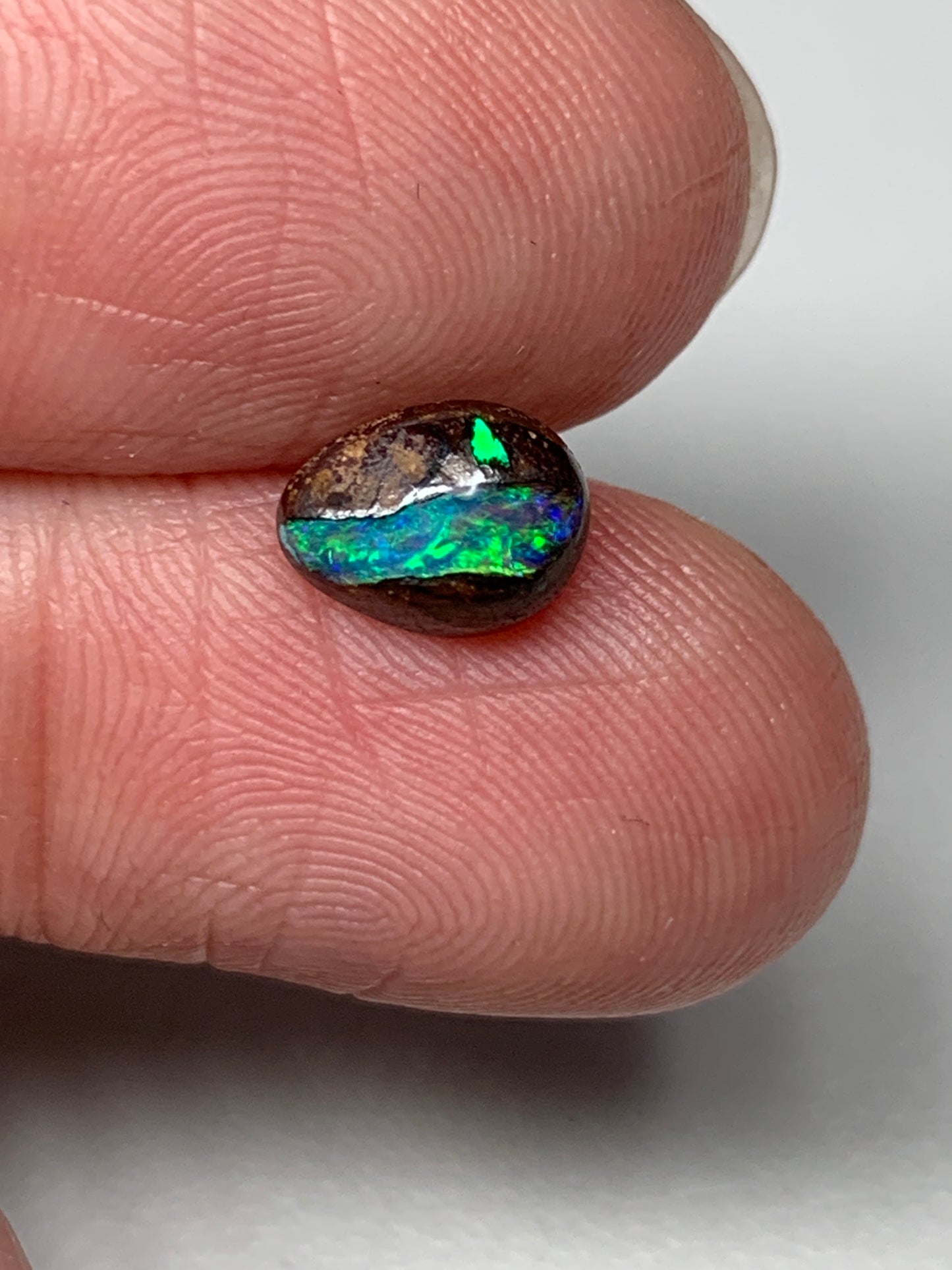 Super Streak. Solid Boulder Opal. 1.20 Ct
