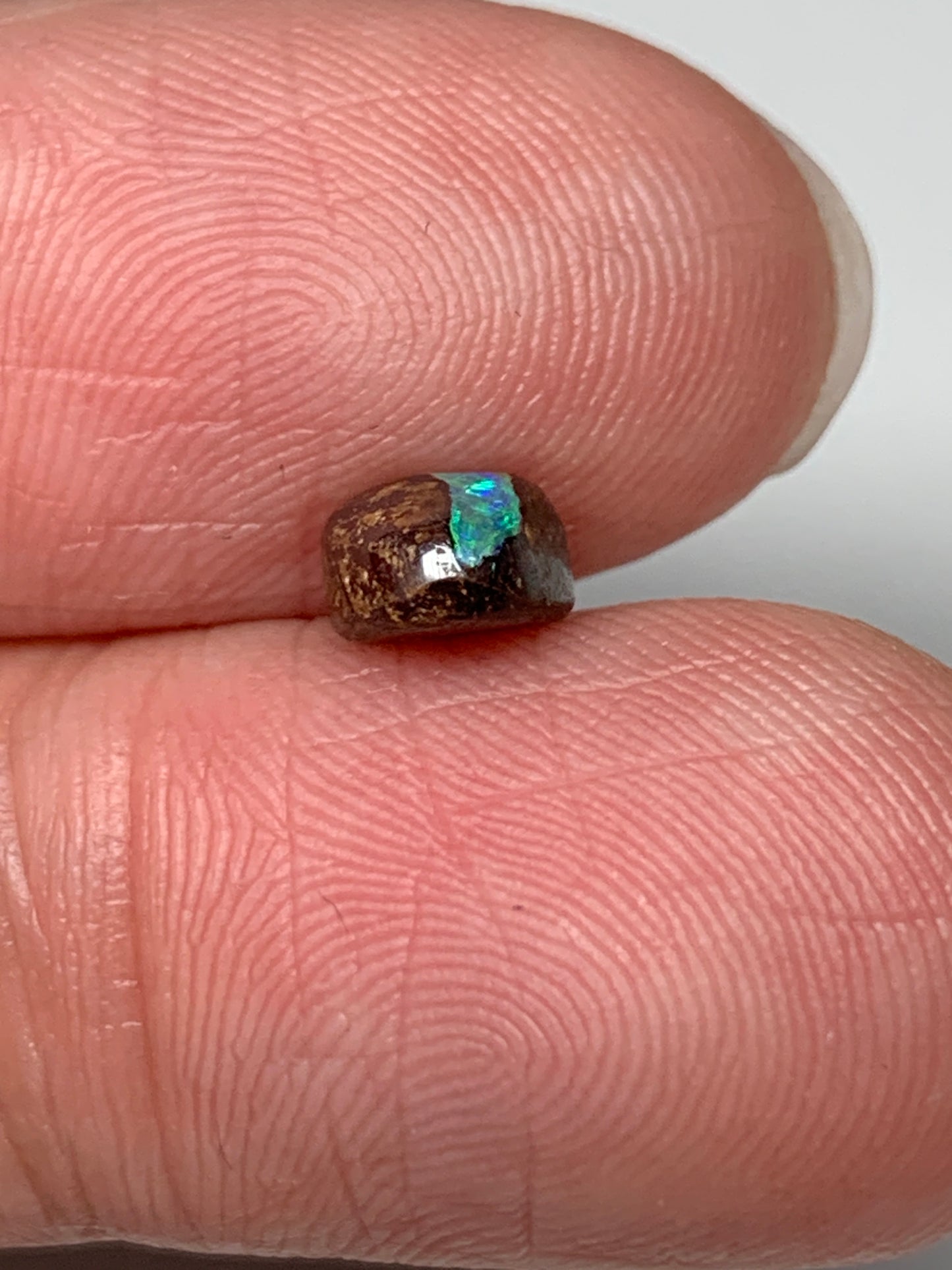 Super Streak. Solid Boulder Opal. 1.20 Ct