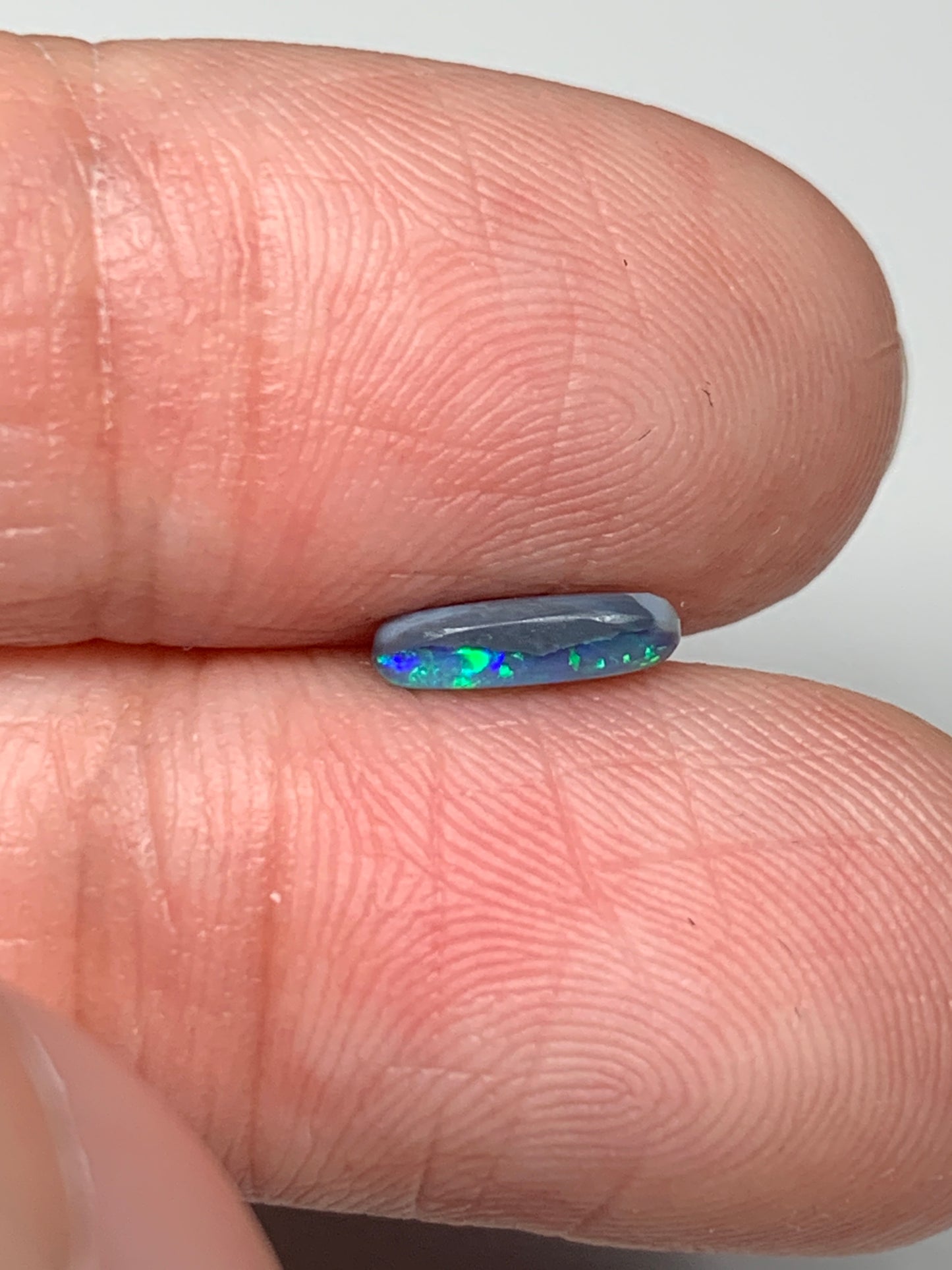 Excellent Colour. Lightning Ridge Solid Black Opal. 0.43 Ct