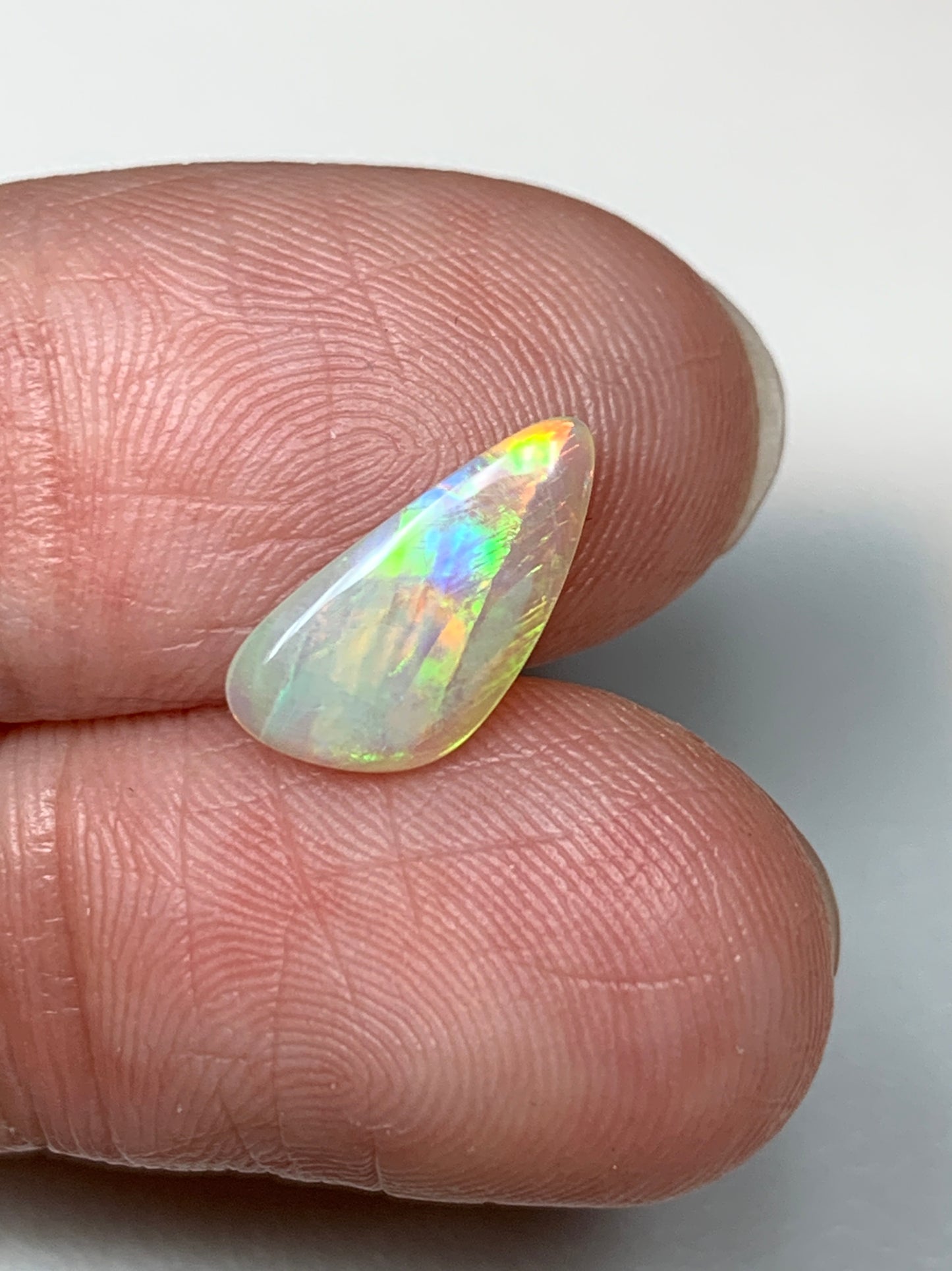 Bright Light. Lightning Ridge Crystal Opal. 0.84 Ct