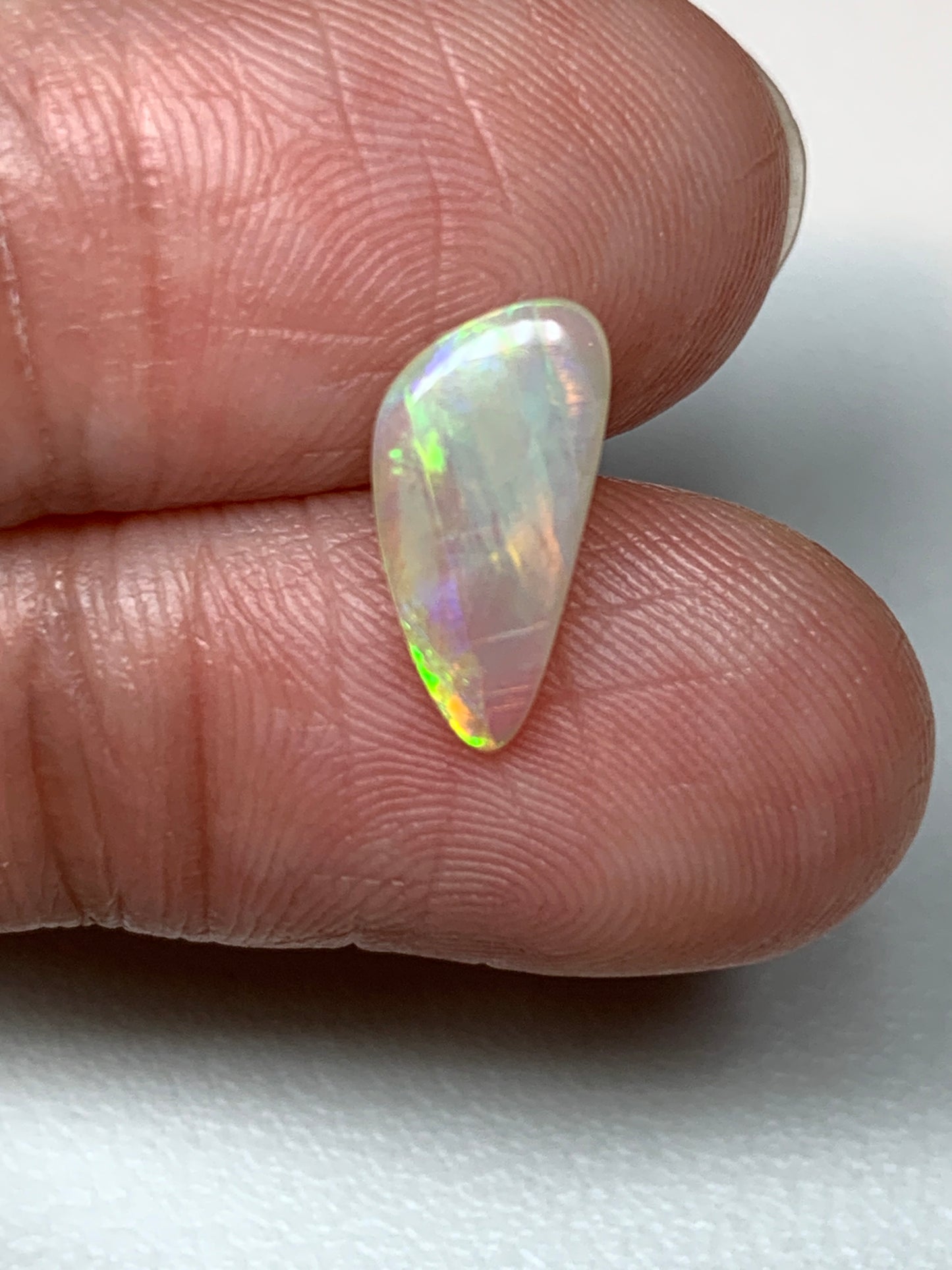 Bright Light. Lightning Ridge Crystal Opal. 0.84 Ct