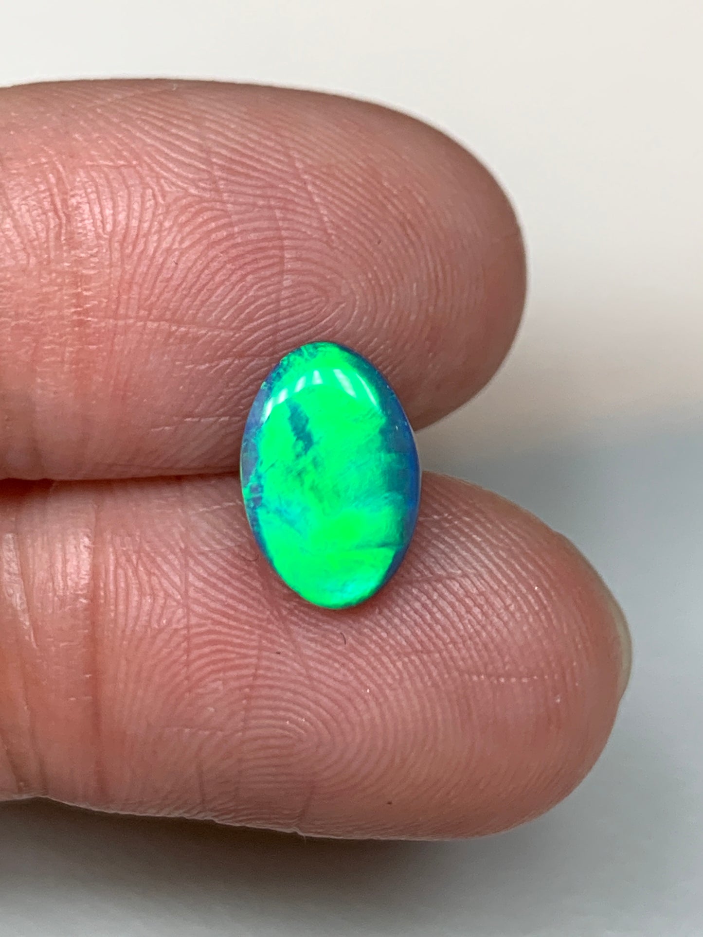 Mesmerising Movement. Lightning Ridge Black Opal. 1.42 Ct