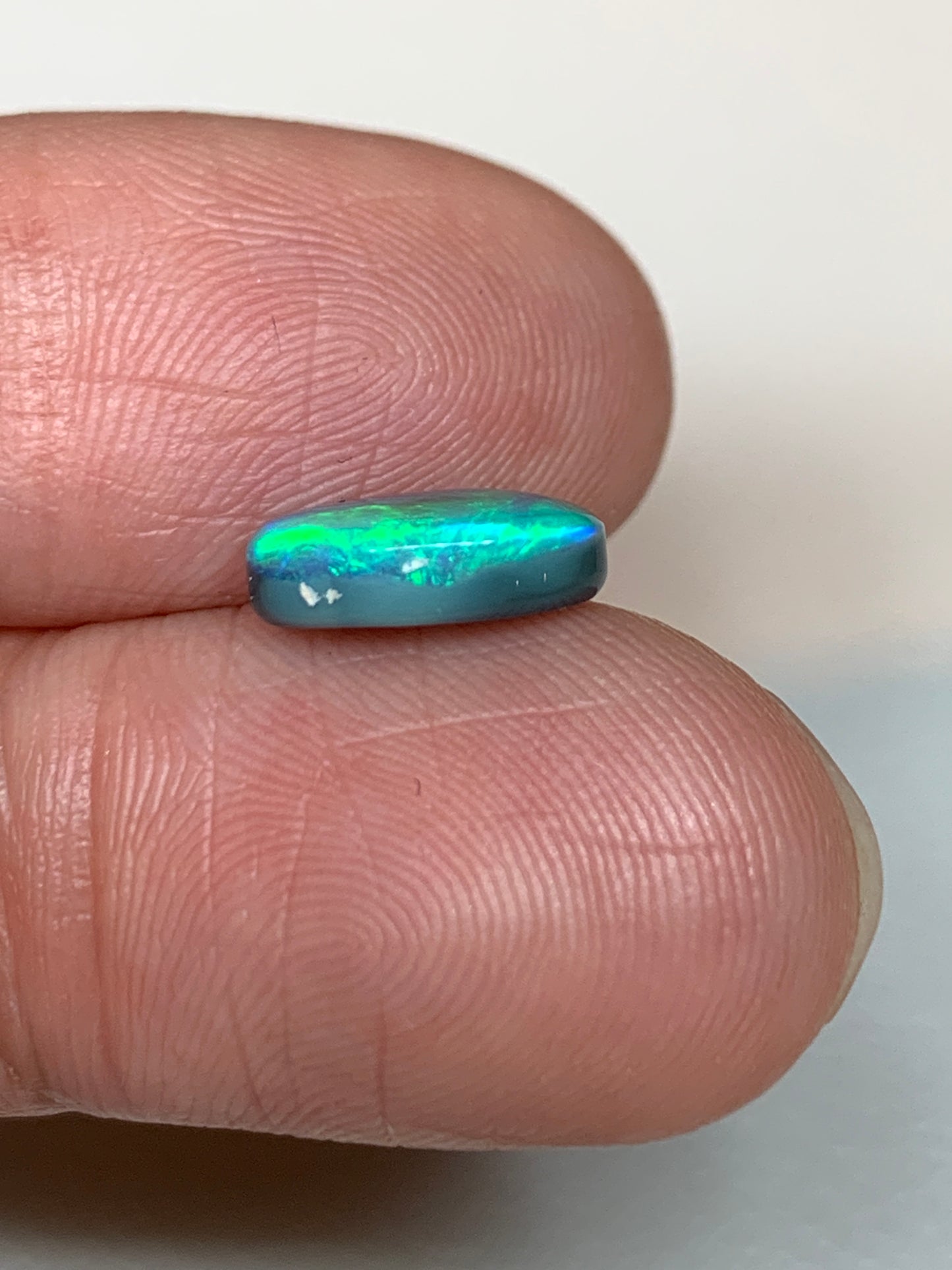 Mesmerising Movement. Lightning Ridge Black Opal. 1.42 Ct