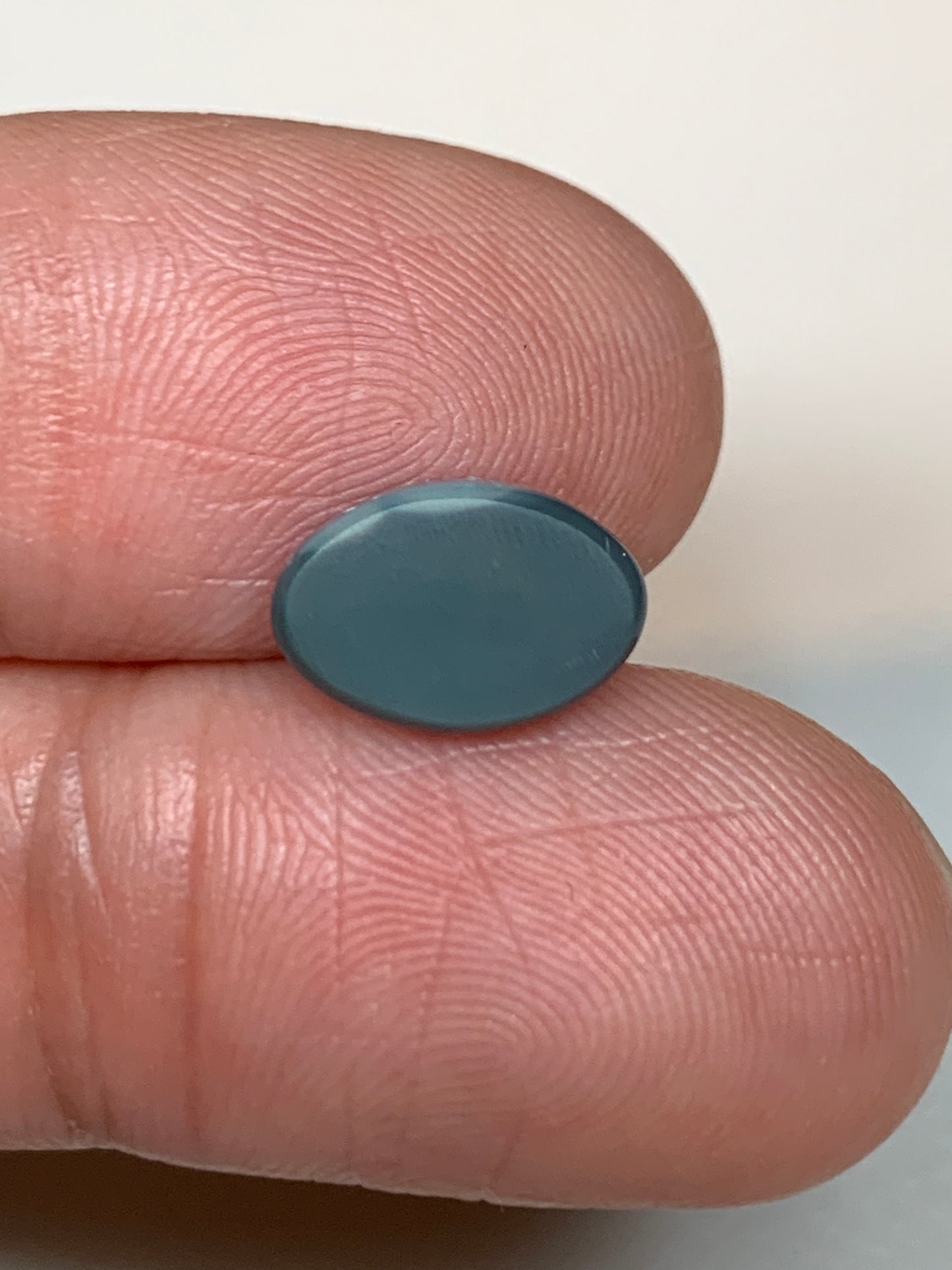 Mesmerising Movement. Lightning Ridge Black Opal. 1.42 Ct