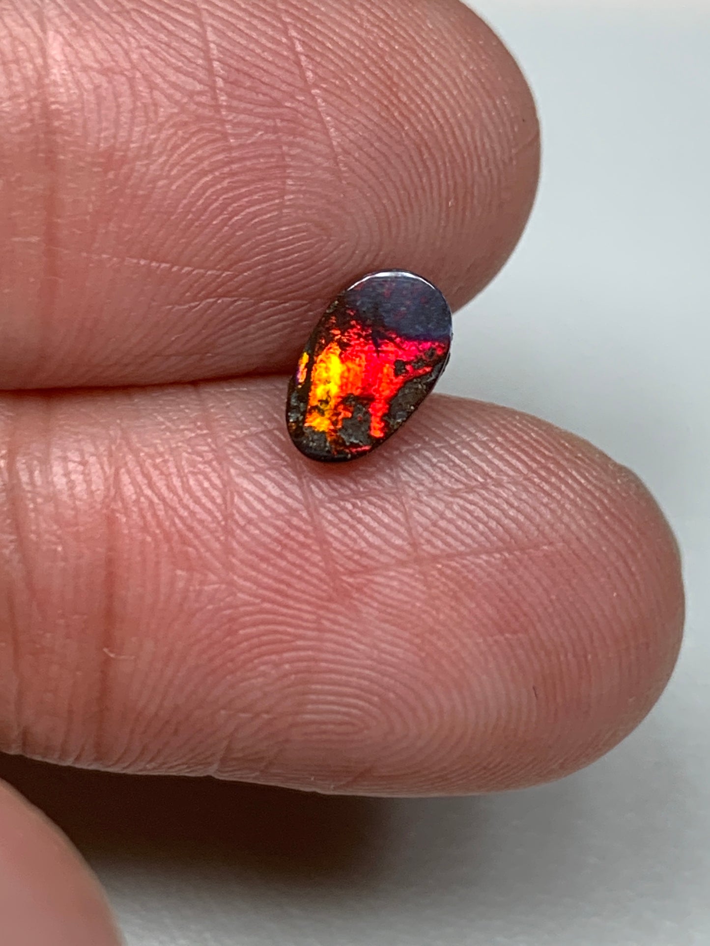 Flashy Red. Solid Boulder Opal. 0.81 Ct