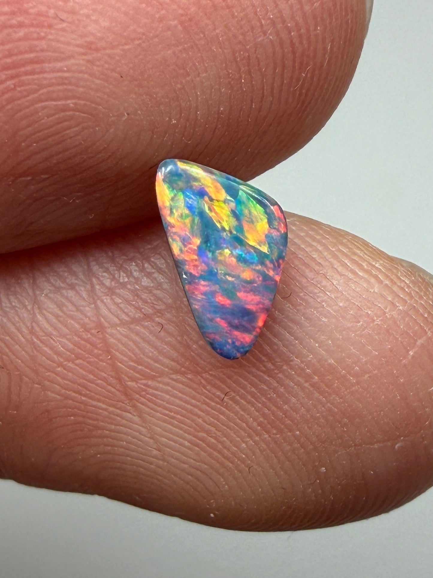 Red Cirrus. Lightning Ridge Doublet Black Opal. 0.50 Ct