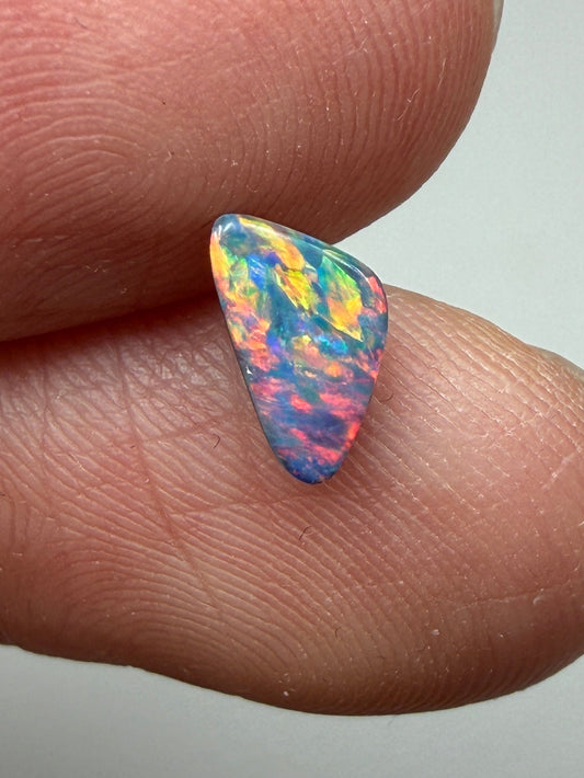 Red Cirrus. Lightning Ridge Doublet Black Opal. 0.50 Ct
