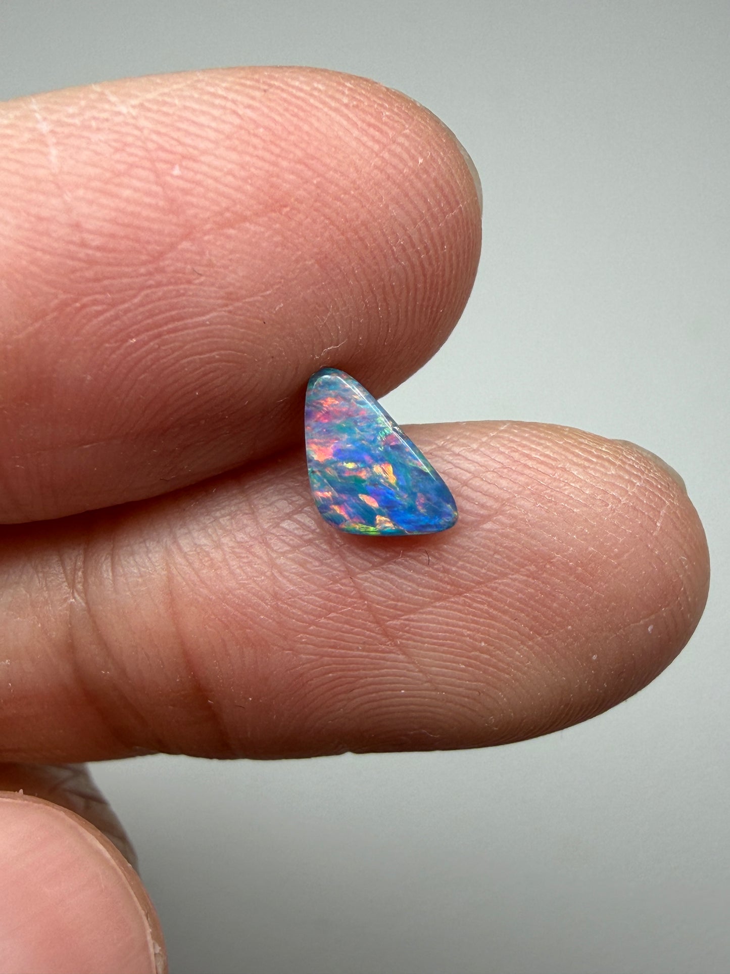 Red Cirrus. Lightning Ridge Doublet Black Opal. 0.50 Ct