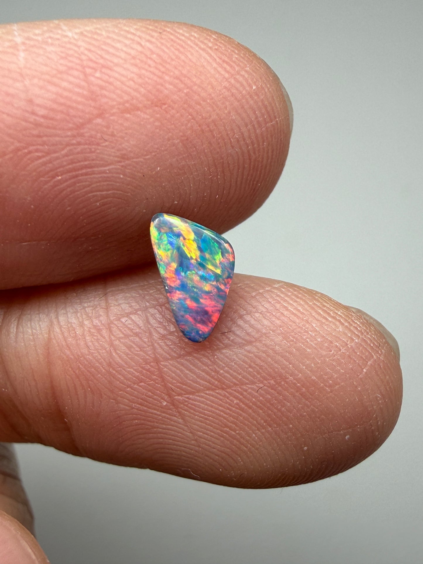 Red Cirrus. Lightning Ridge Doublet Black Opal. 0.50 Ct