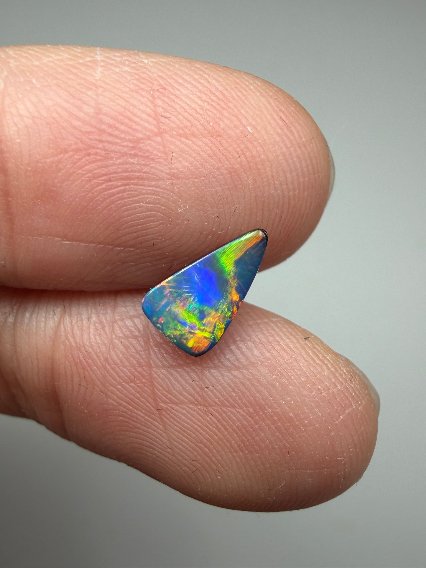 Flashy Face. Lightning Ridge Doublet Black Opal. 0.65 Ct
