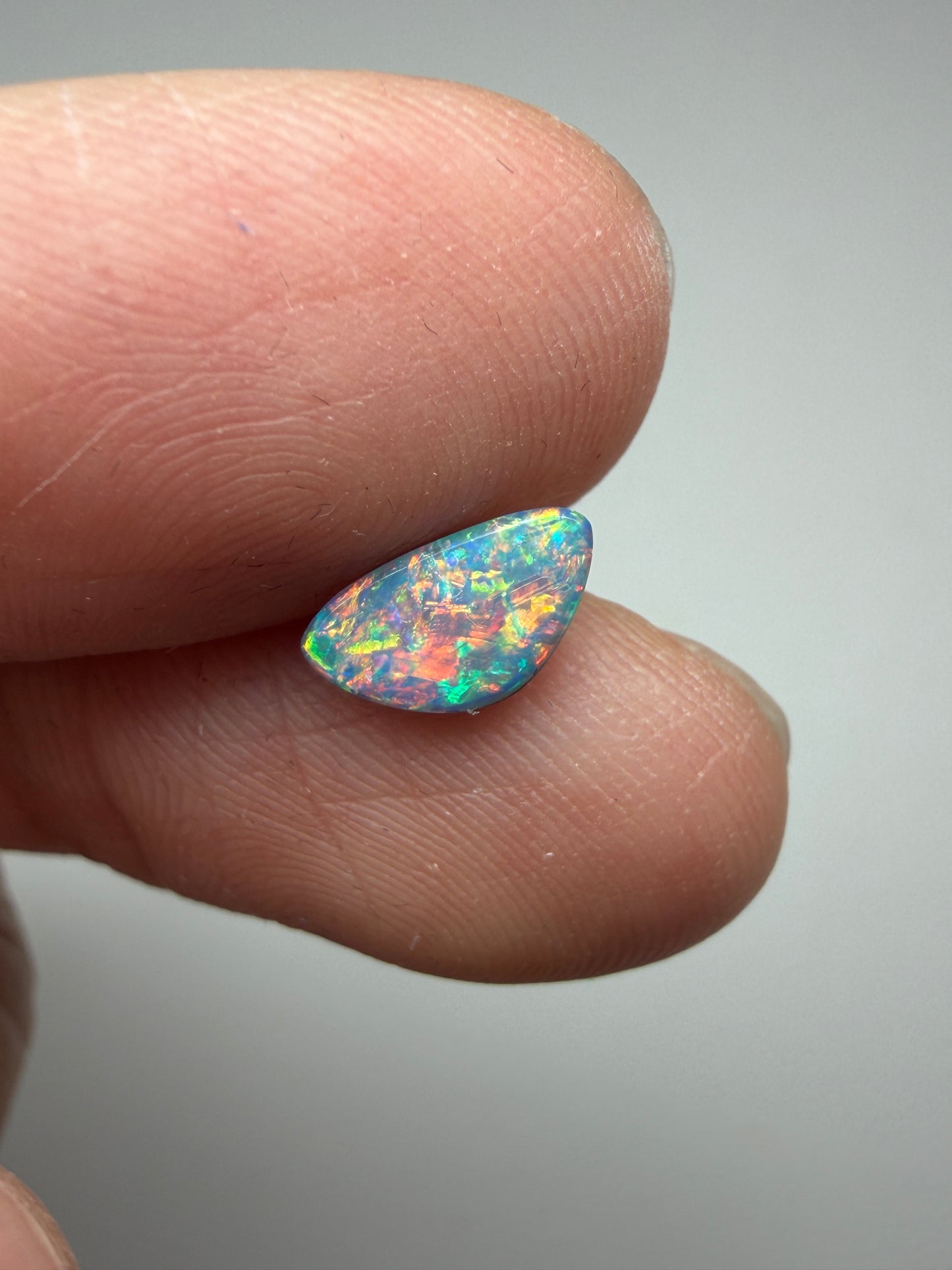 Multi Lines. Lightning Ridge Doublet Opal. 0.65 Ct
