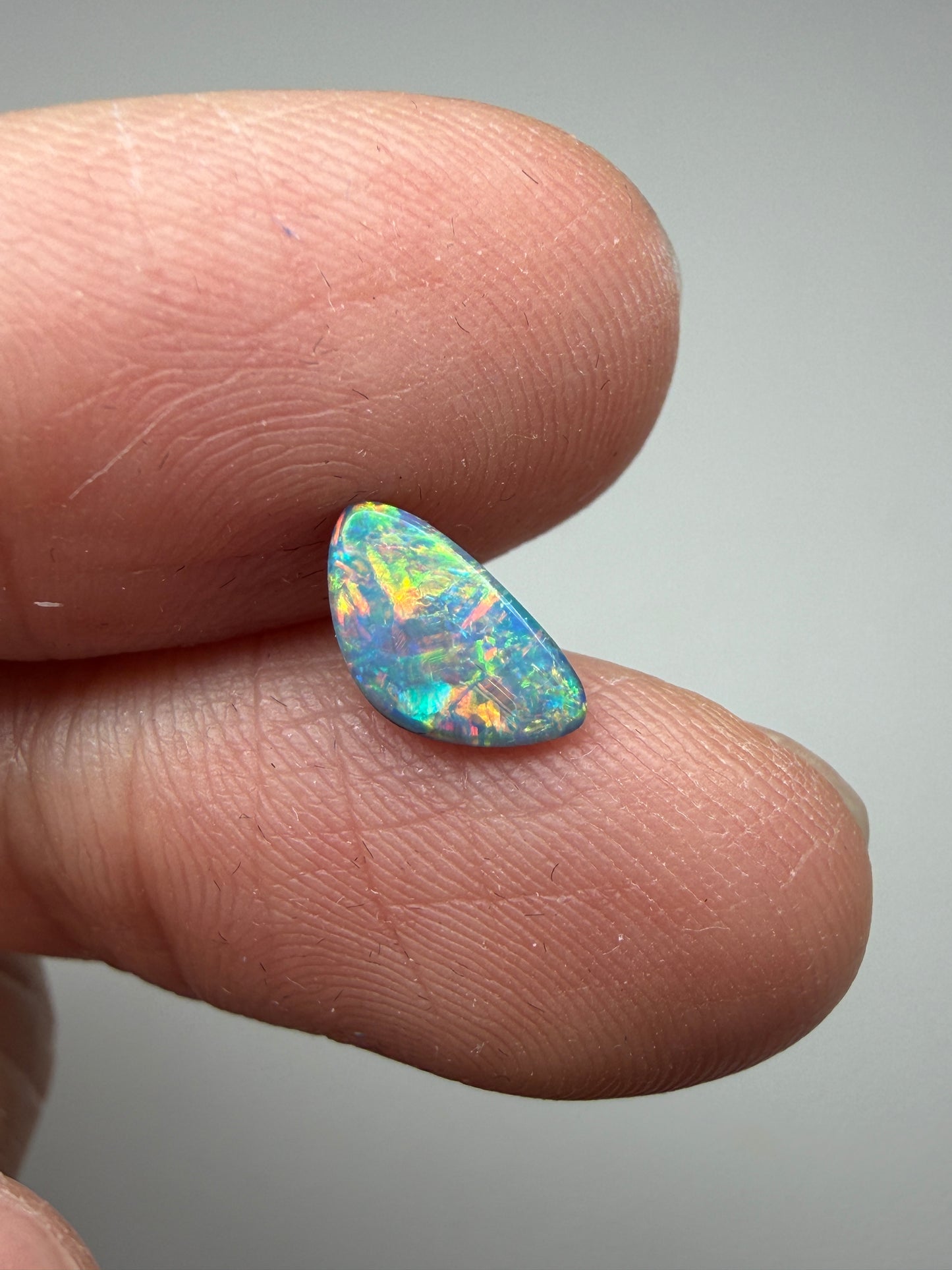 Multi Lines. Lightning Ridge Doublet Opal. 0.65 Ct