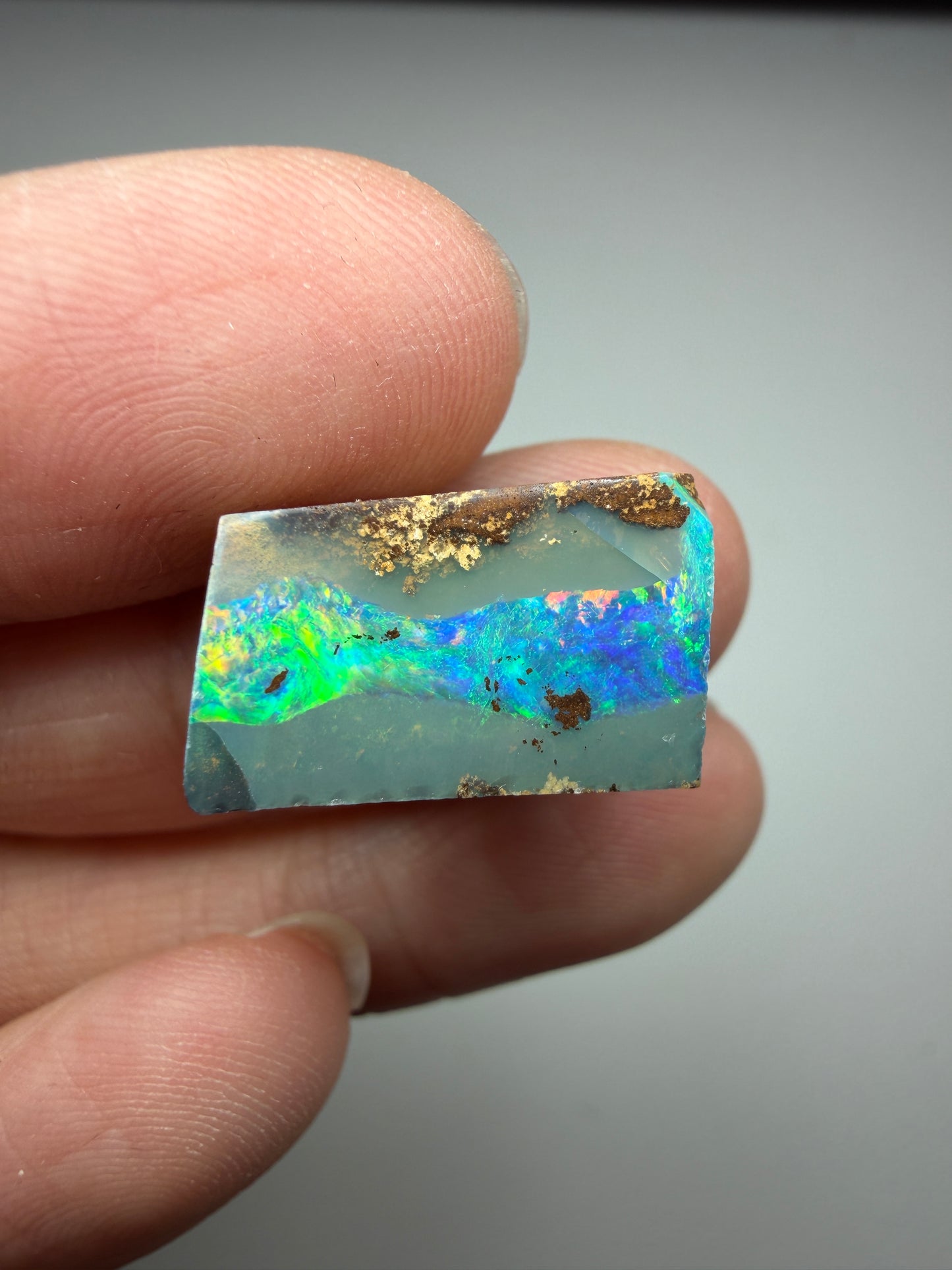 Boulder Opal Single Split Rub. 16.80 Carats