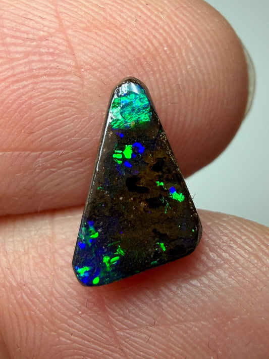 Matrix Triangle. Solid Boulder Opal. 1.65 Ct