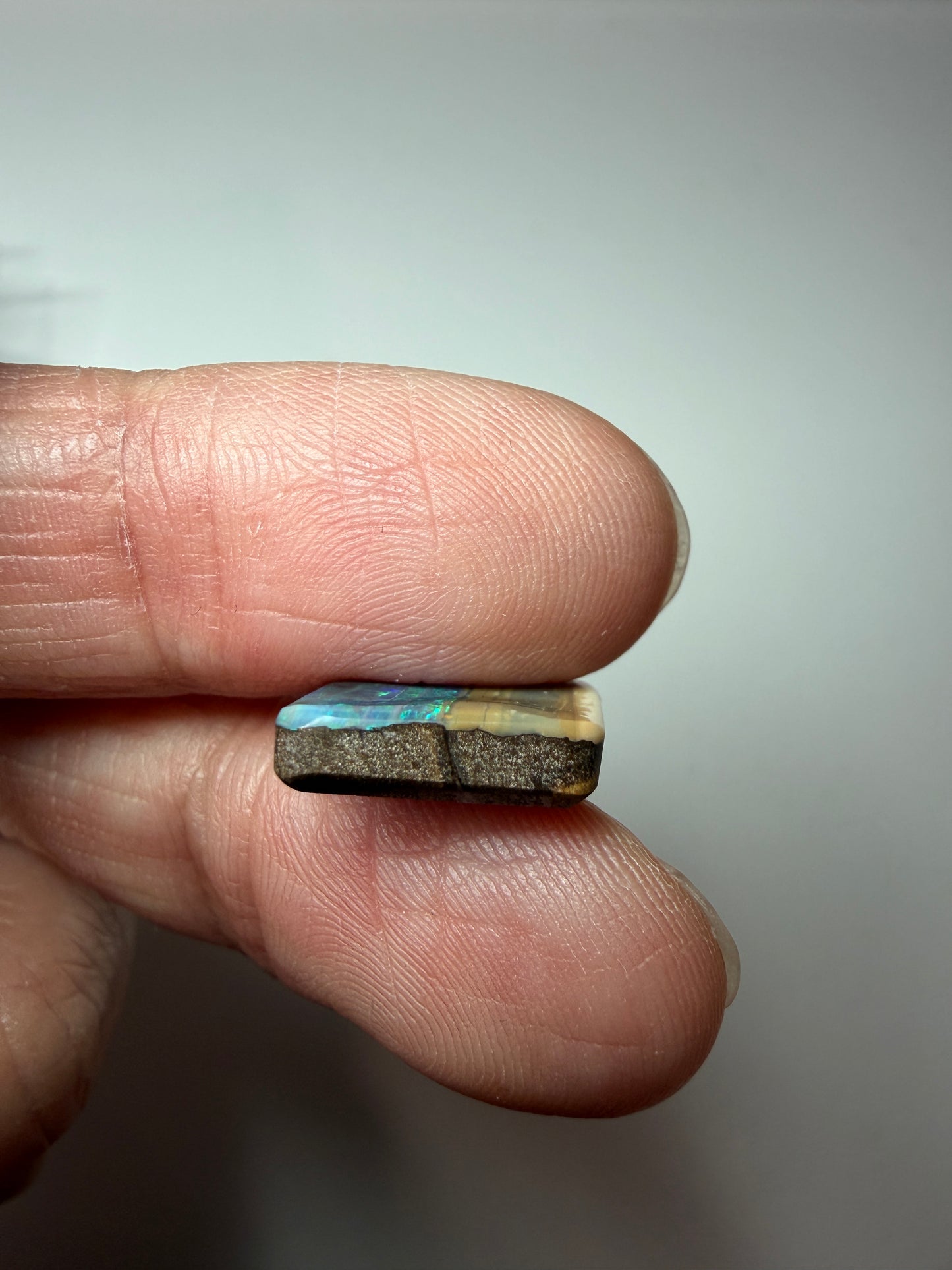 Beach Scene. Solid Boulder Opal. 5.70 Ct