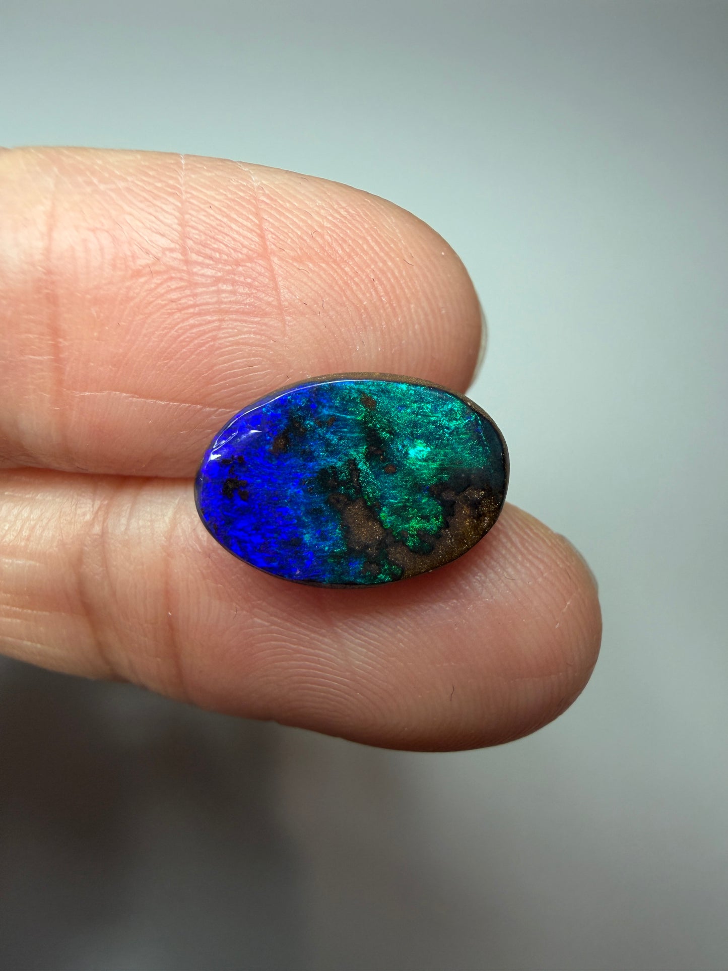 Artisan Stone. Solid Boulder Opal. 3.85 Ct
