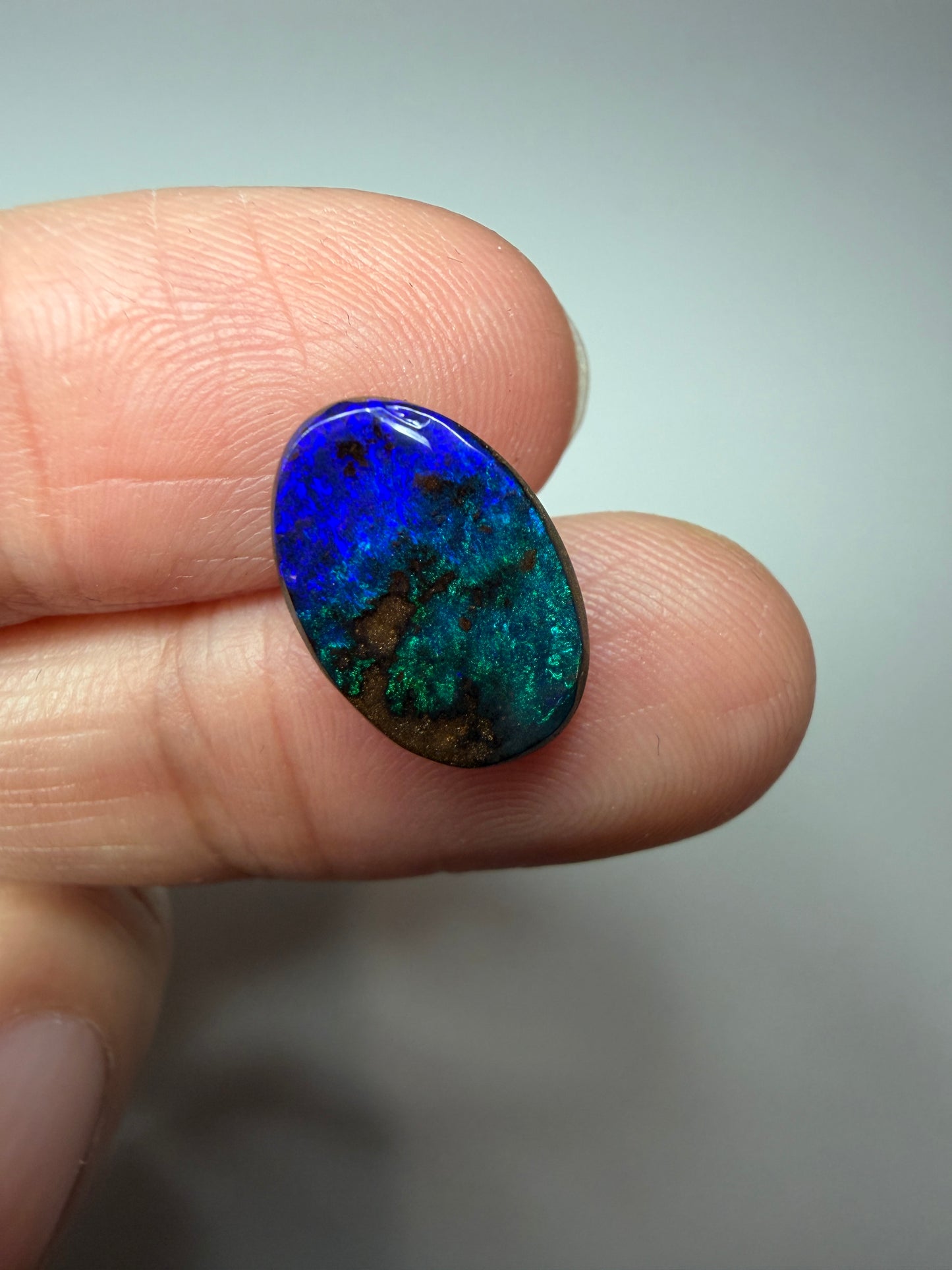 Artisan Stone. Solid Boulder Opal. 3.85 Ct