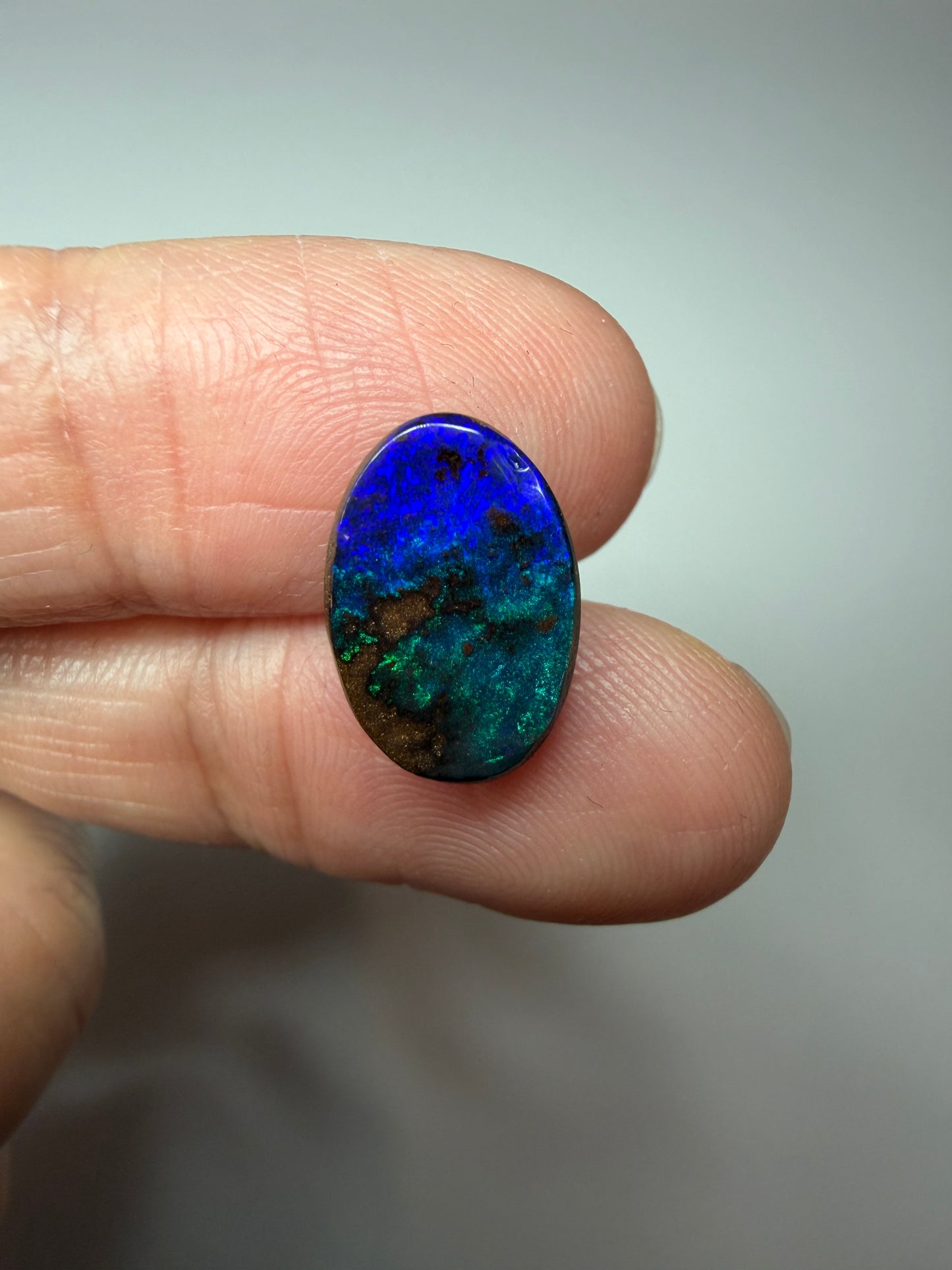 Artisan Stone. Solid Boulder Opal. 3.85 Ct