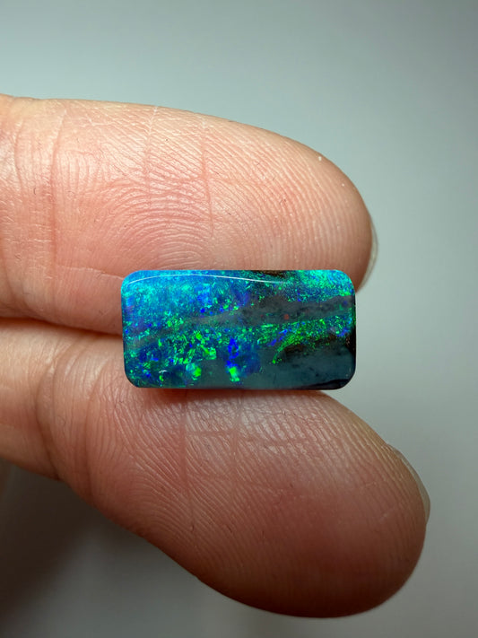 Natural Lines. Solid Boulder Opal. 2.60 Ct
