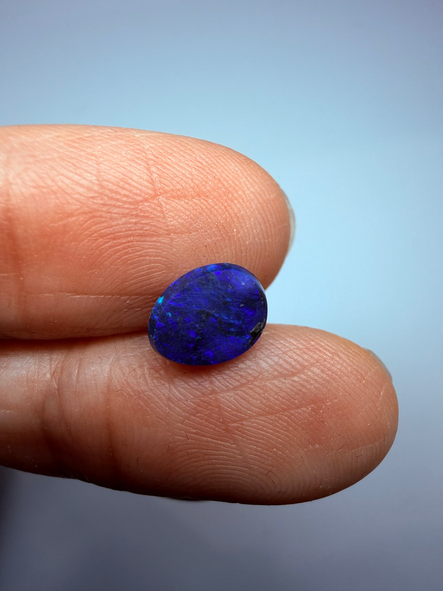 Moody Tone. Lightning Ridge Solid Black Opal. 1.00 Ct