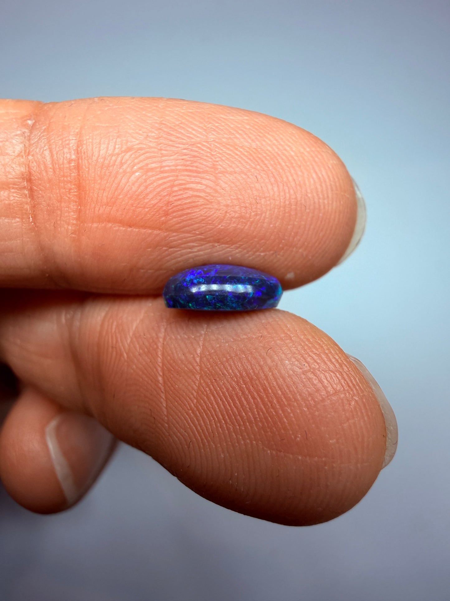 Moody Tone. Lightning Ridge Solid Black Opal. 1.00 Ct