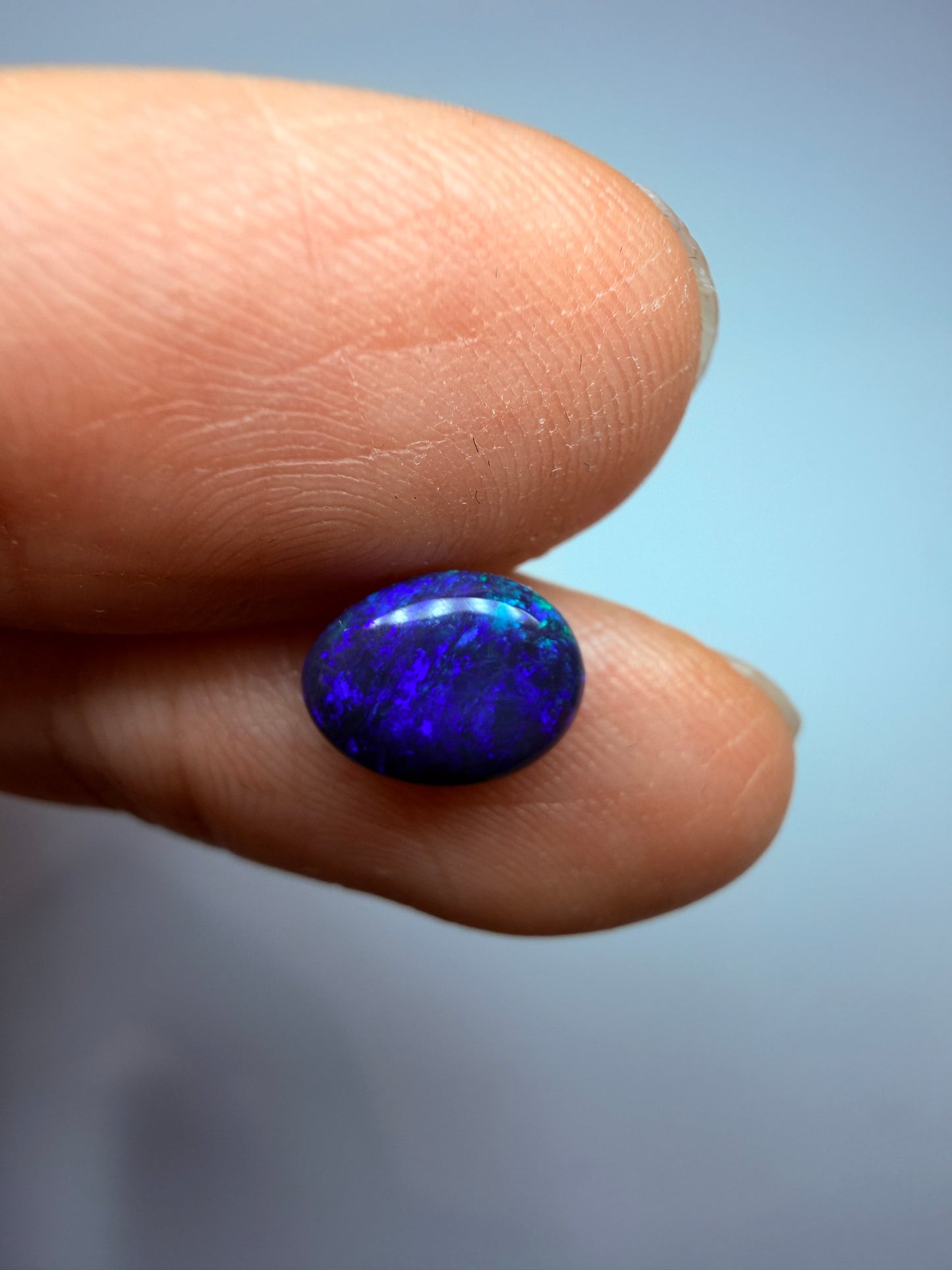 Moody Tone. Lightning Ridge Solid Black Opal. 1.00 Ct