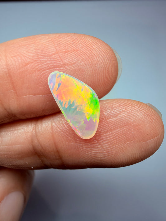 Vibrant Vibes. Lightning Ridge Solid Crystal Opal. 1.05 Ct