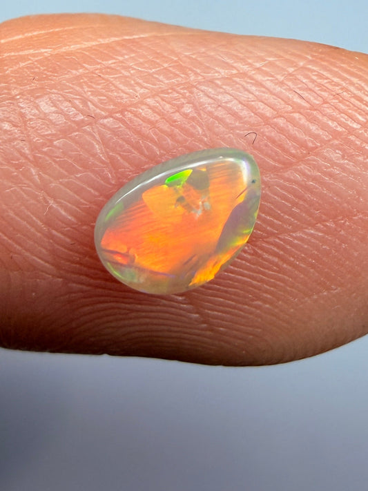 Petite Pear. Lightning Ridge Solid Crystal Opal. 0.26 Ct