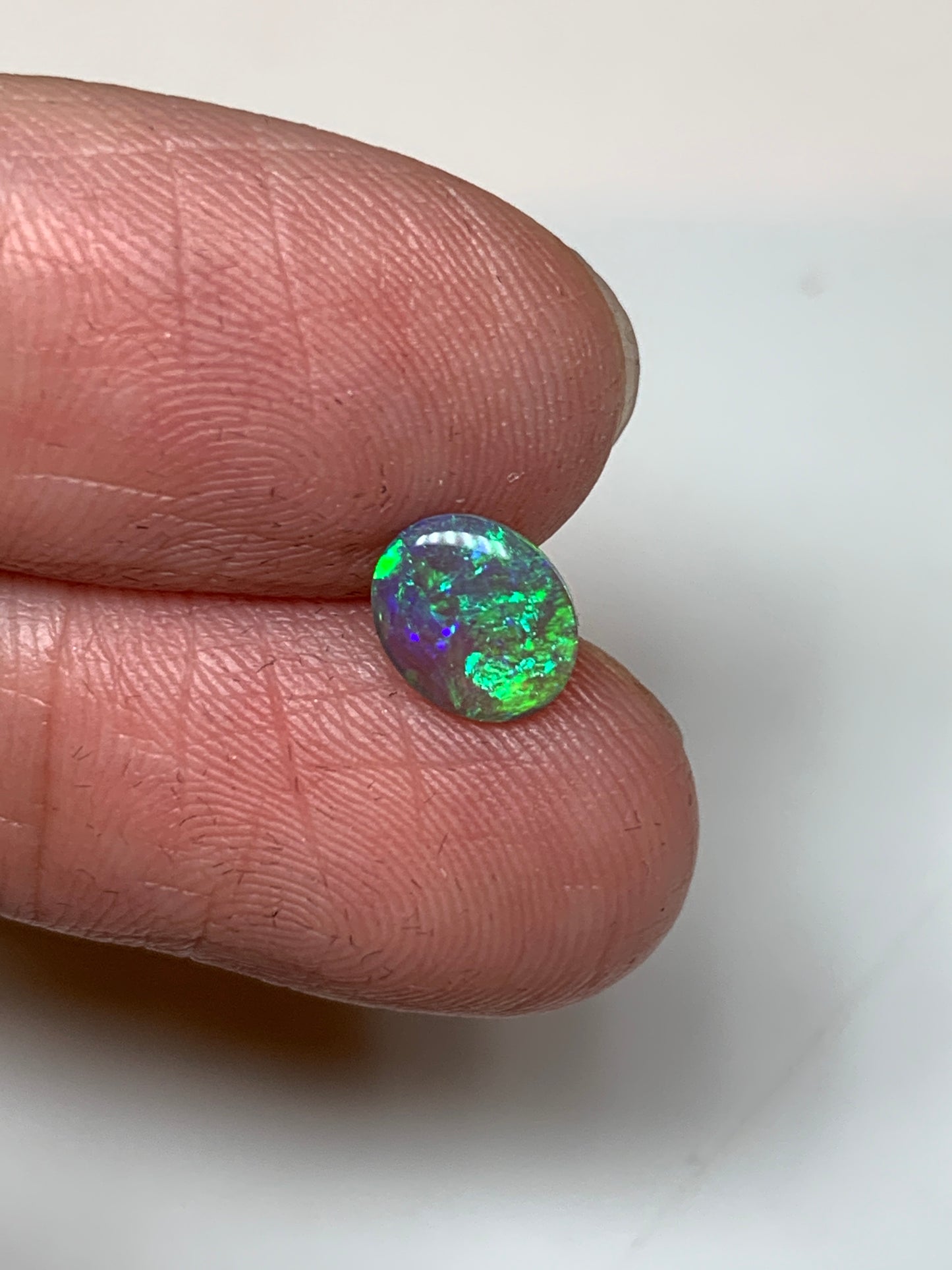 Vibrant Green. Lightning Ridge Opal. 0.56 Ct