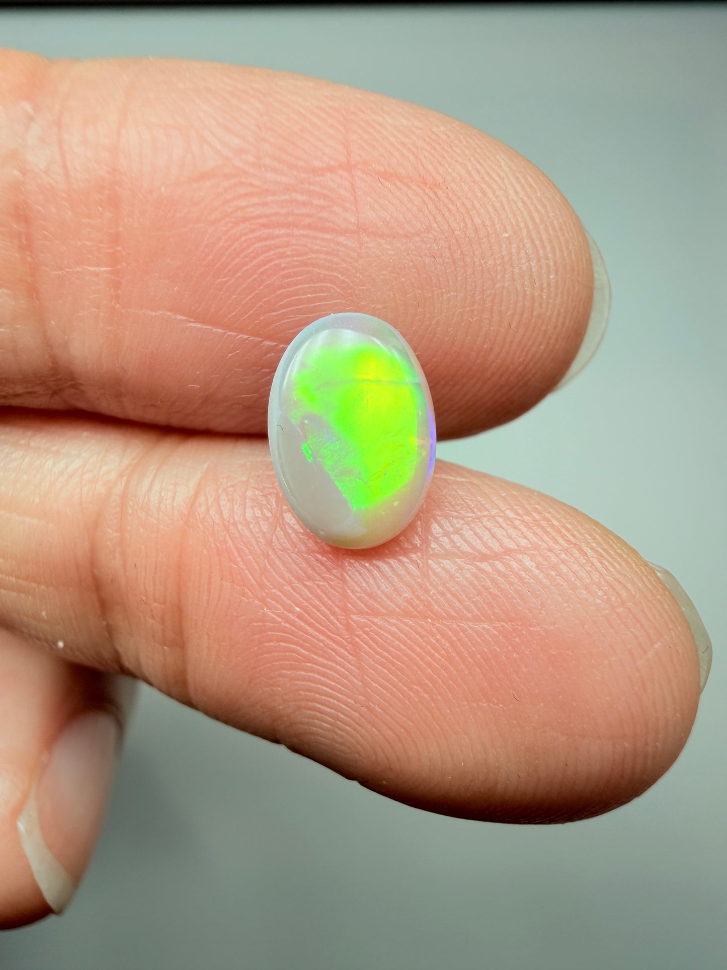 Bling Bright. Lightning Ridge Solid Crystal Opal. 0.77 Ct