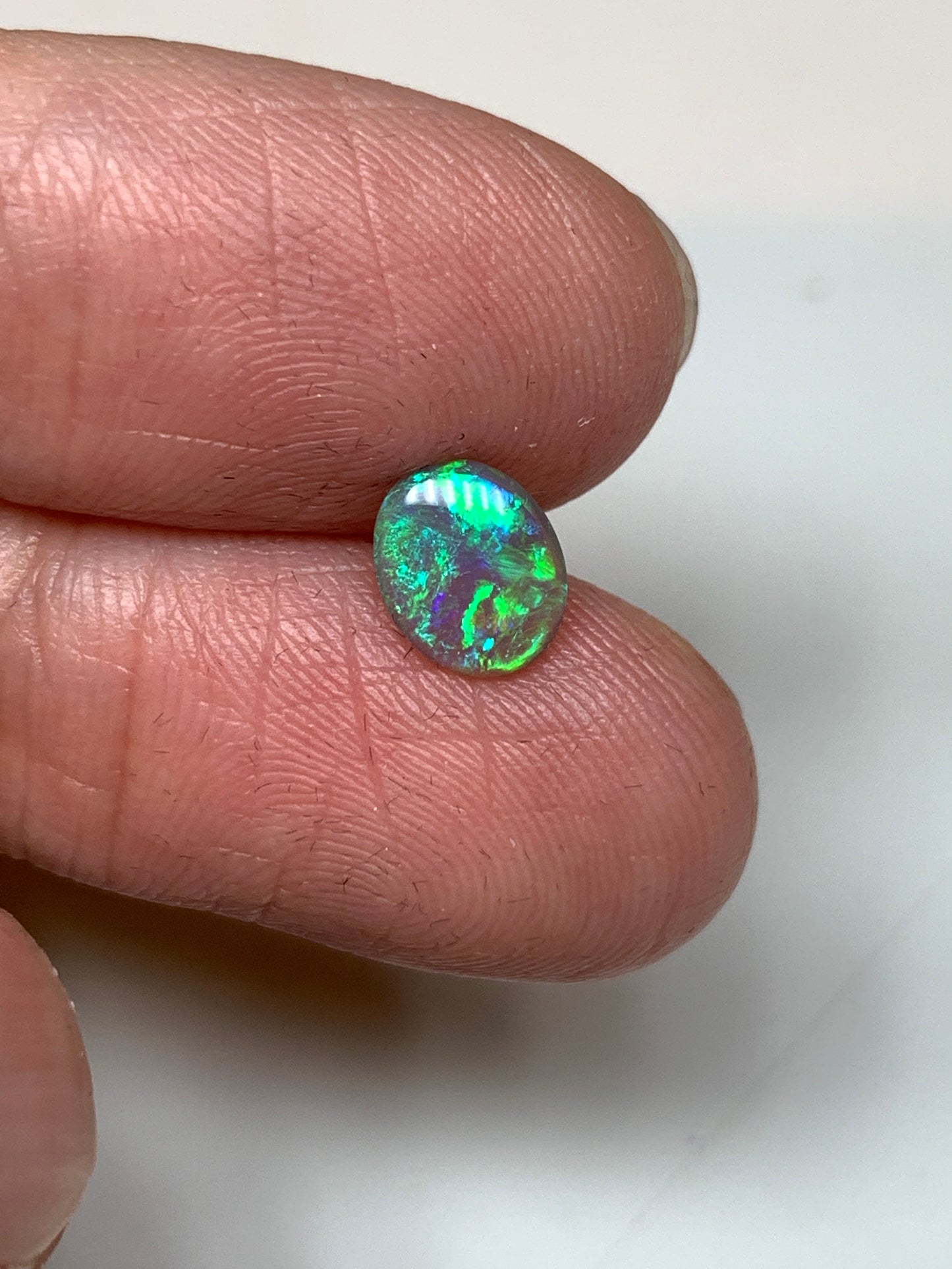Vibrant Green. Lightning Ridge Opal. 0.56 Ct
