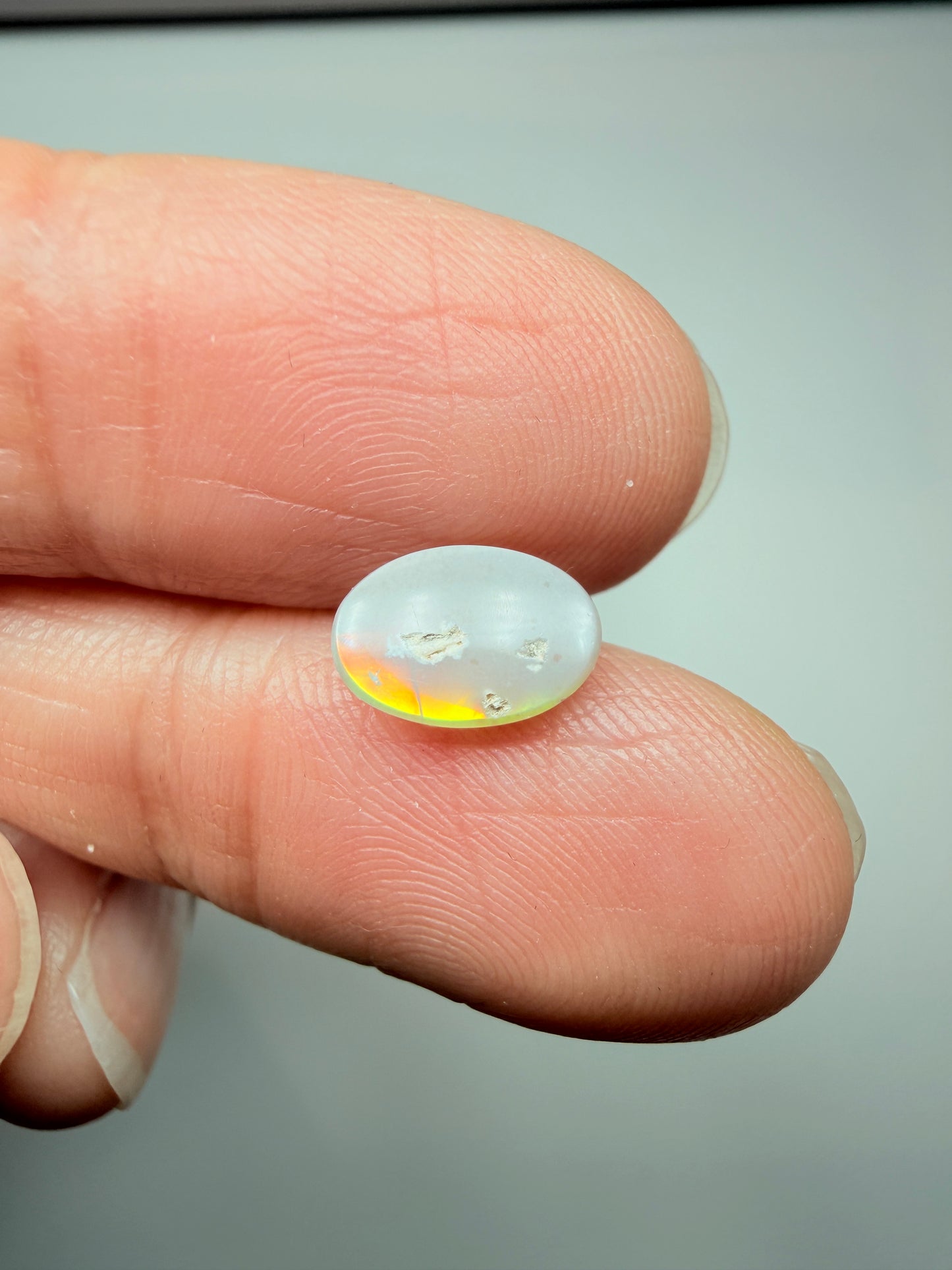 Bling Bright. Lightning Ridge Solid Crystal Opal. 0.77 Ct