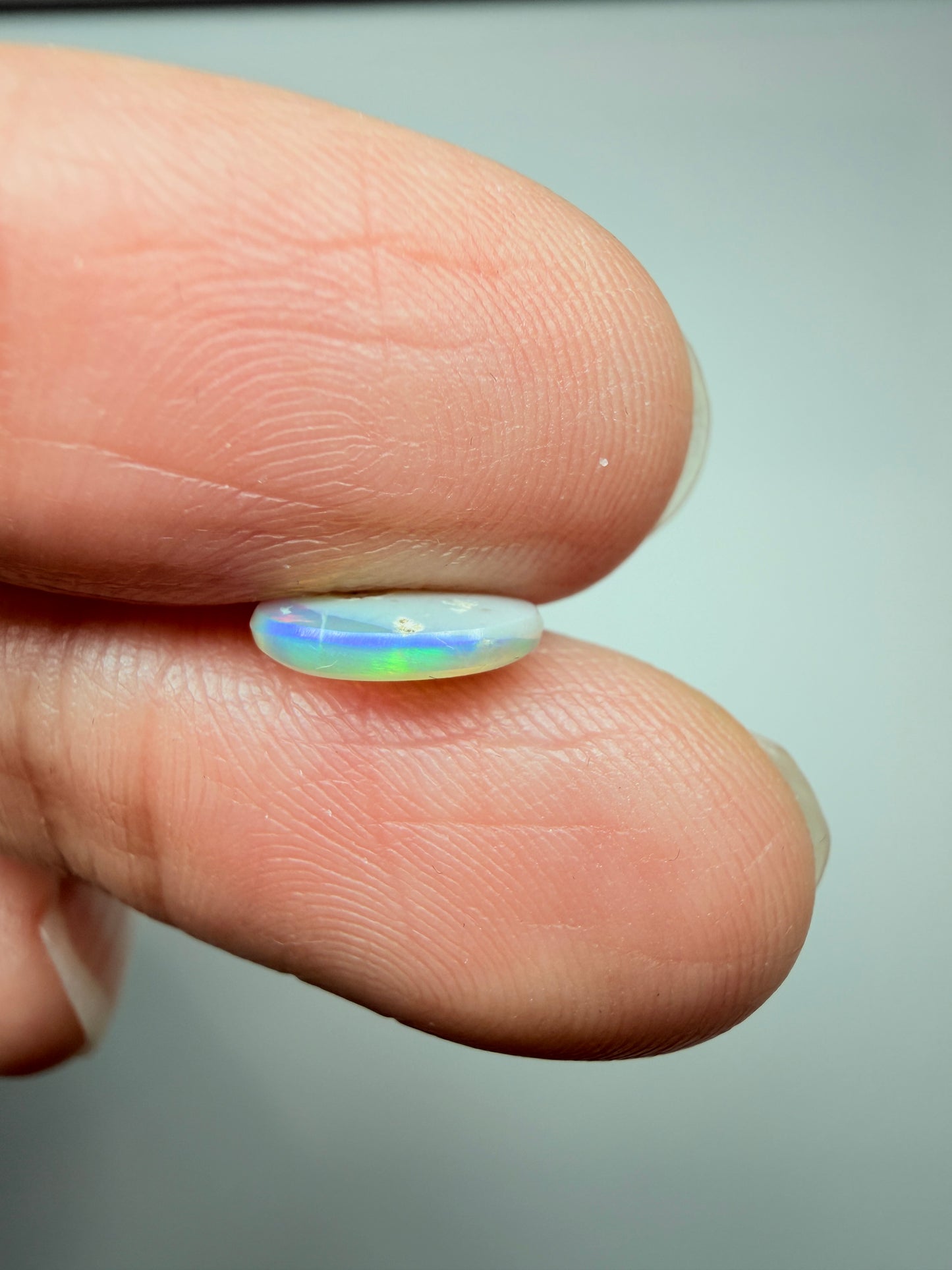 Bling Bright. Lightning Ridge Solid Crystal Opal. 0.77 Ct